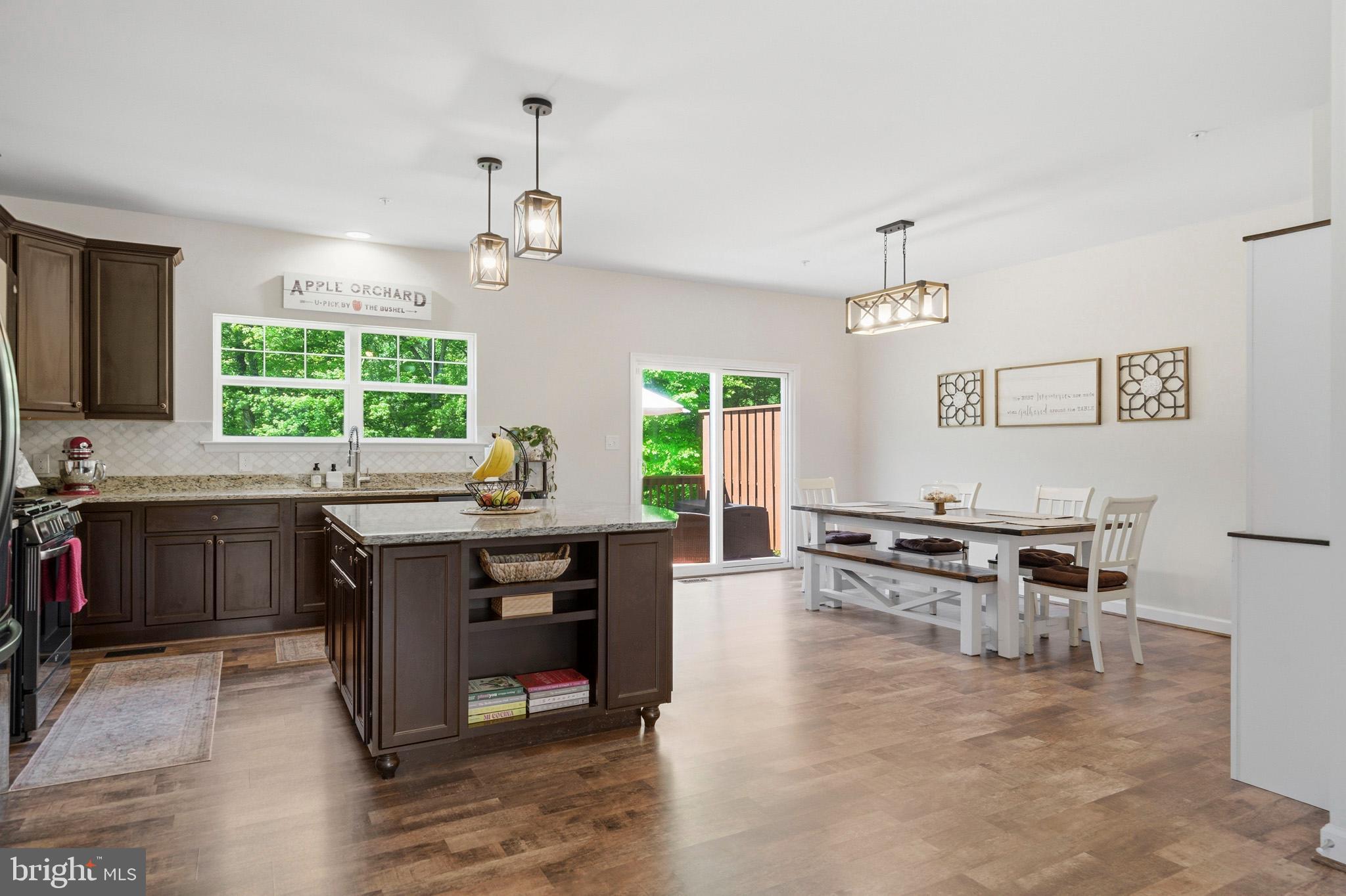 OAK TREE LANDING - Residential