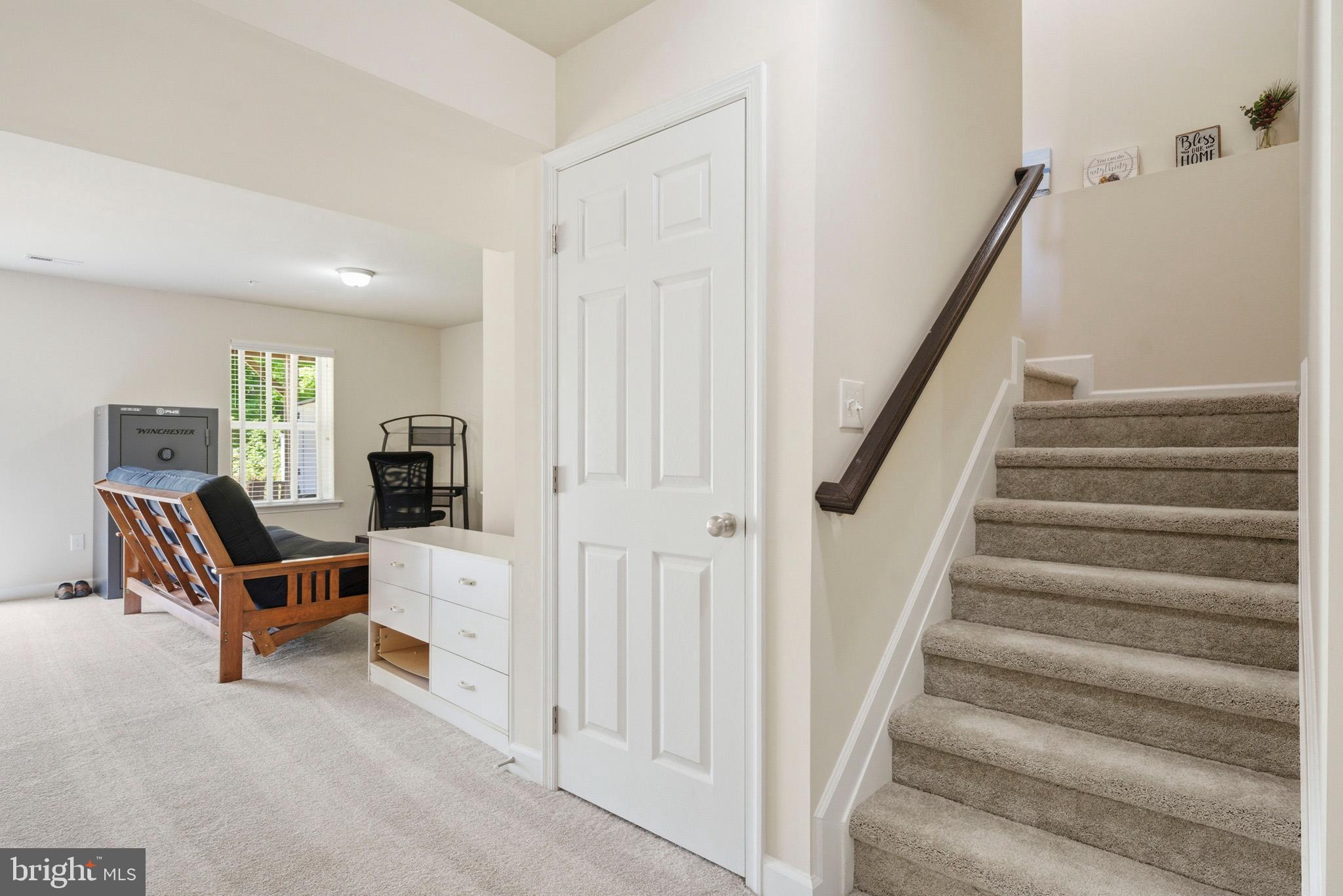 OAK TREE LANDING - Residential