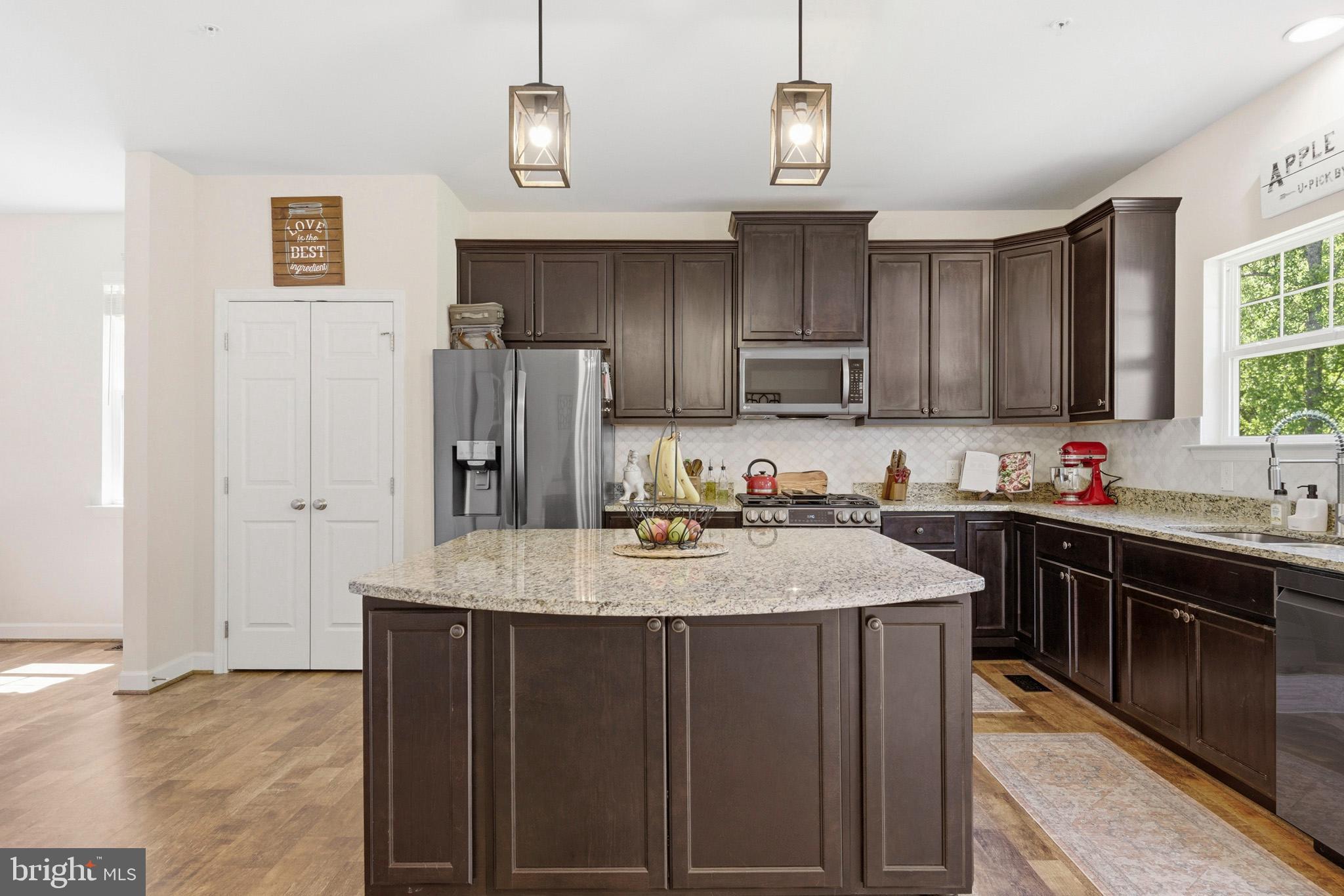 OAK TREE LANDING - Residential