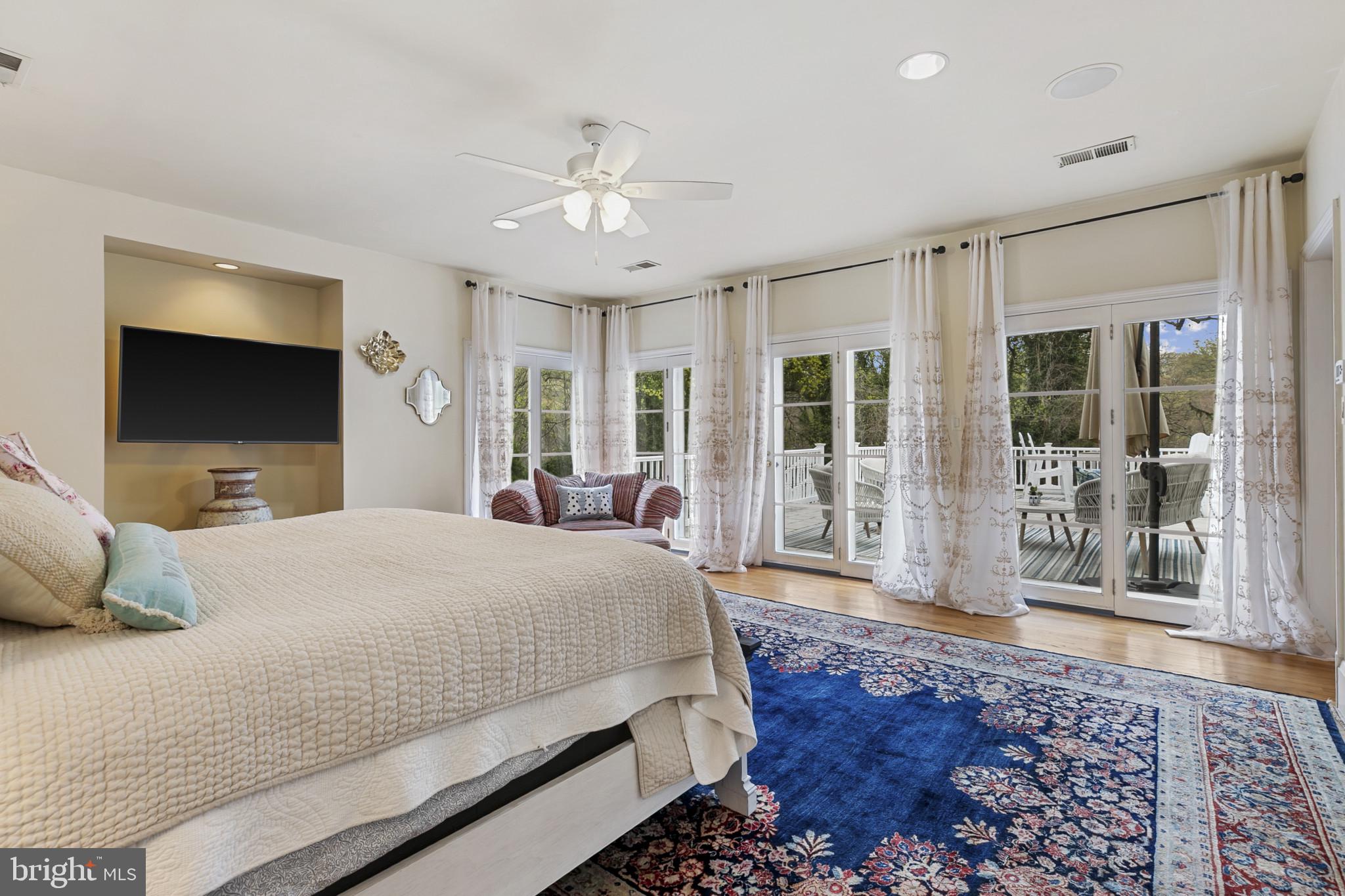 RUXTON - Residential