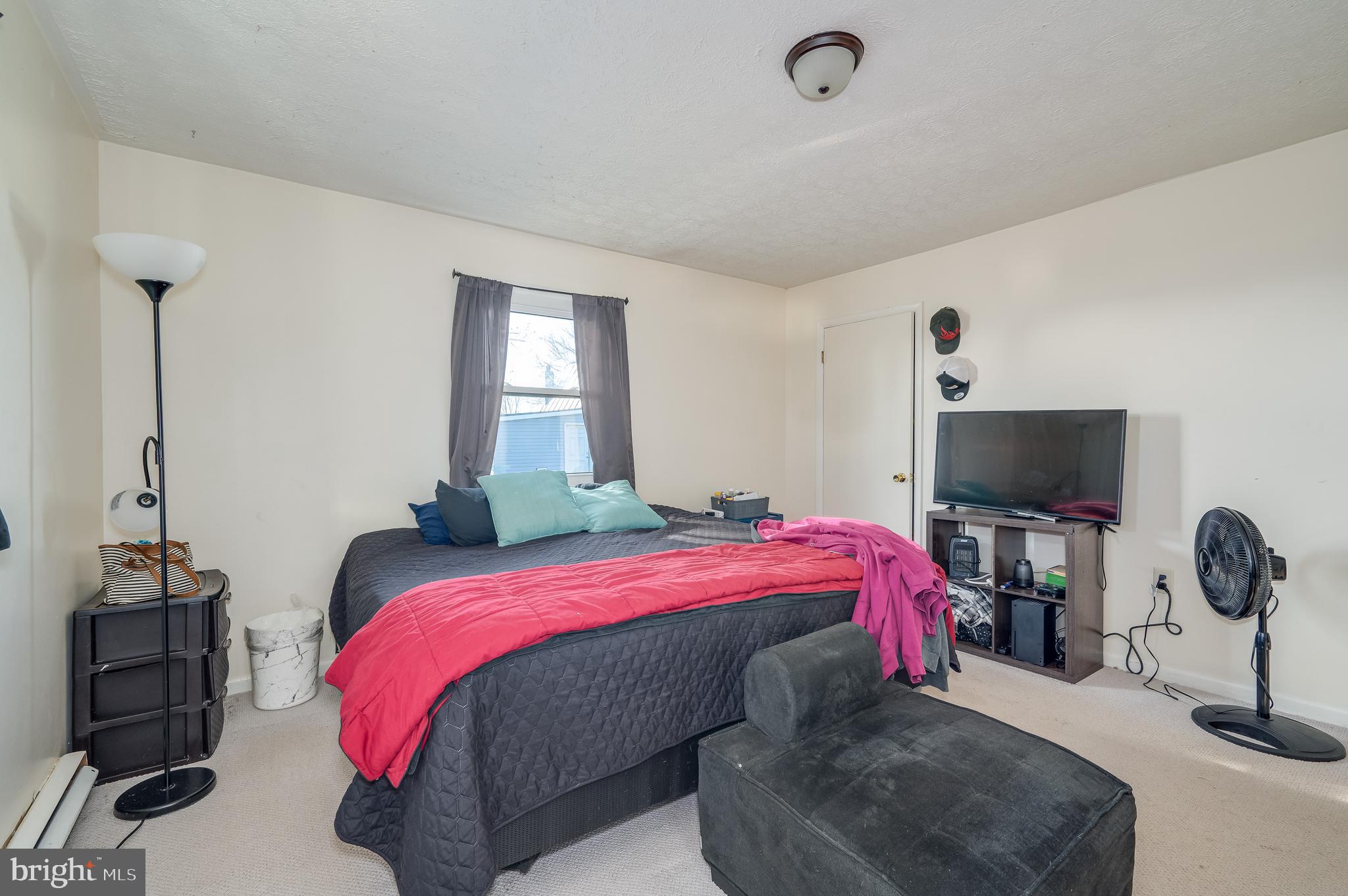 RUSSELL'S PARADISE - Residential