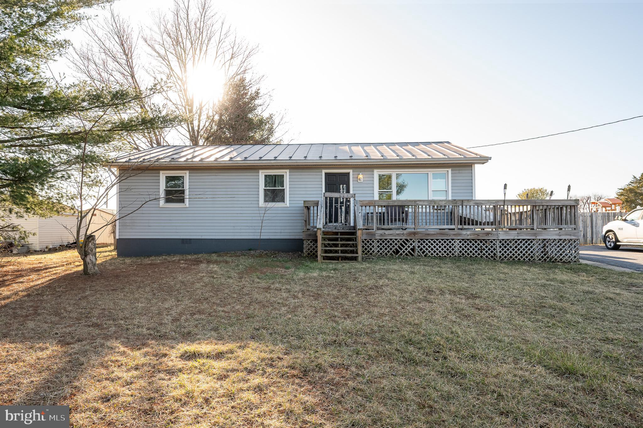 RUSSELL'S PARADISE - Residential