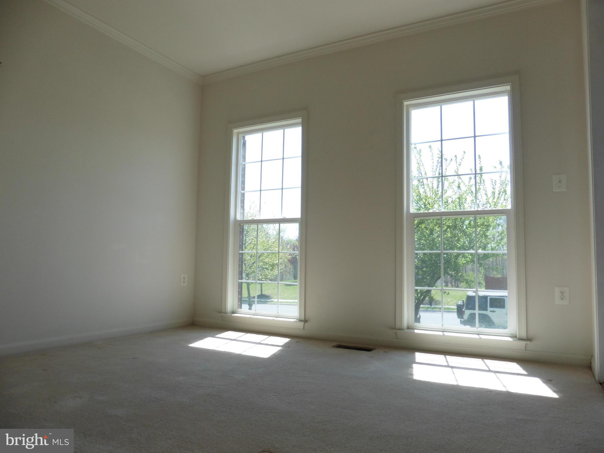 RED BUD RUN - Residential Lease