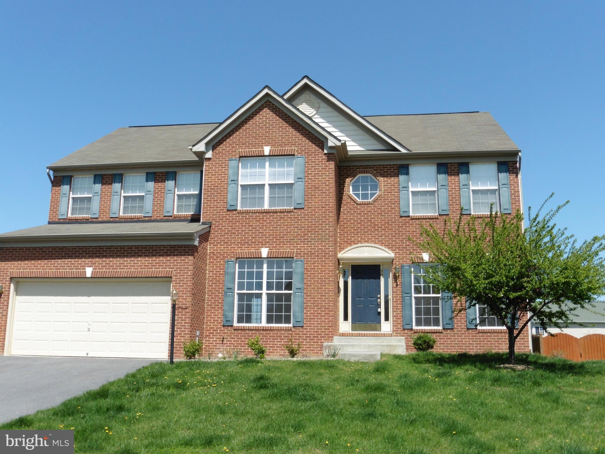 RED BUD RUN - Residential Lease