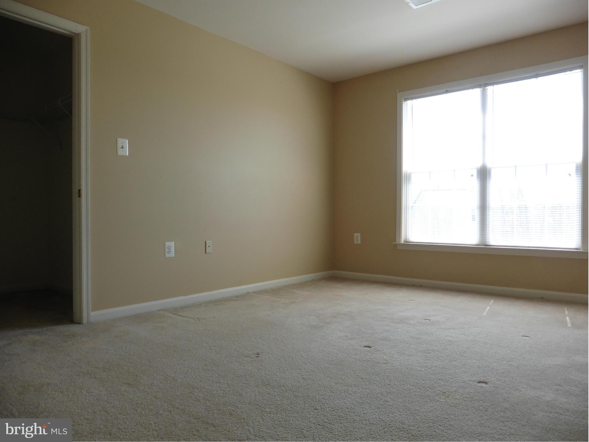 RED BUD RUN - Residential Lease