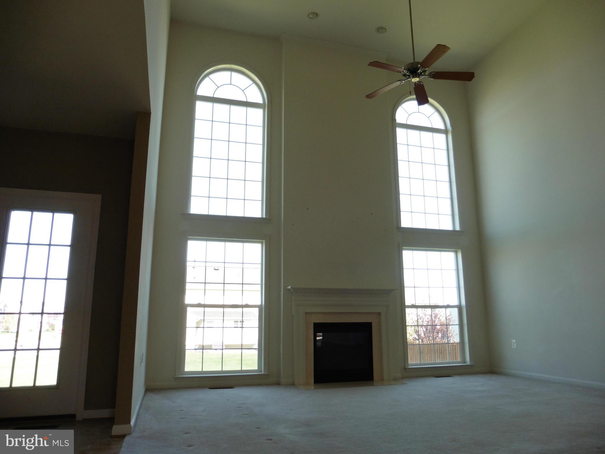 RED BUD RUN - Residential Lease