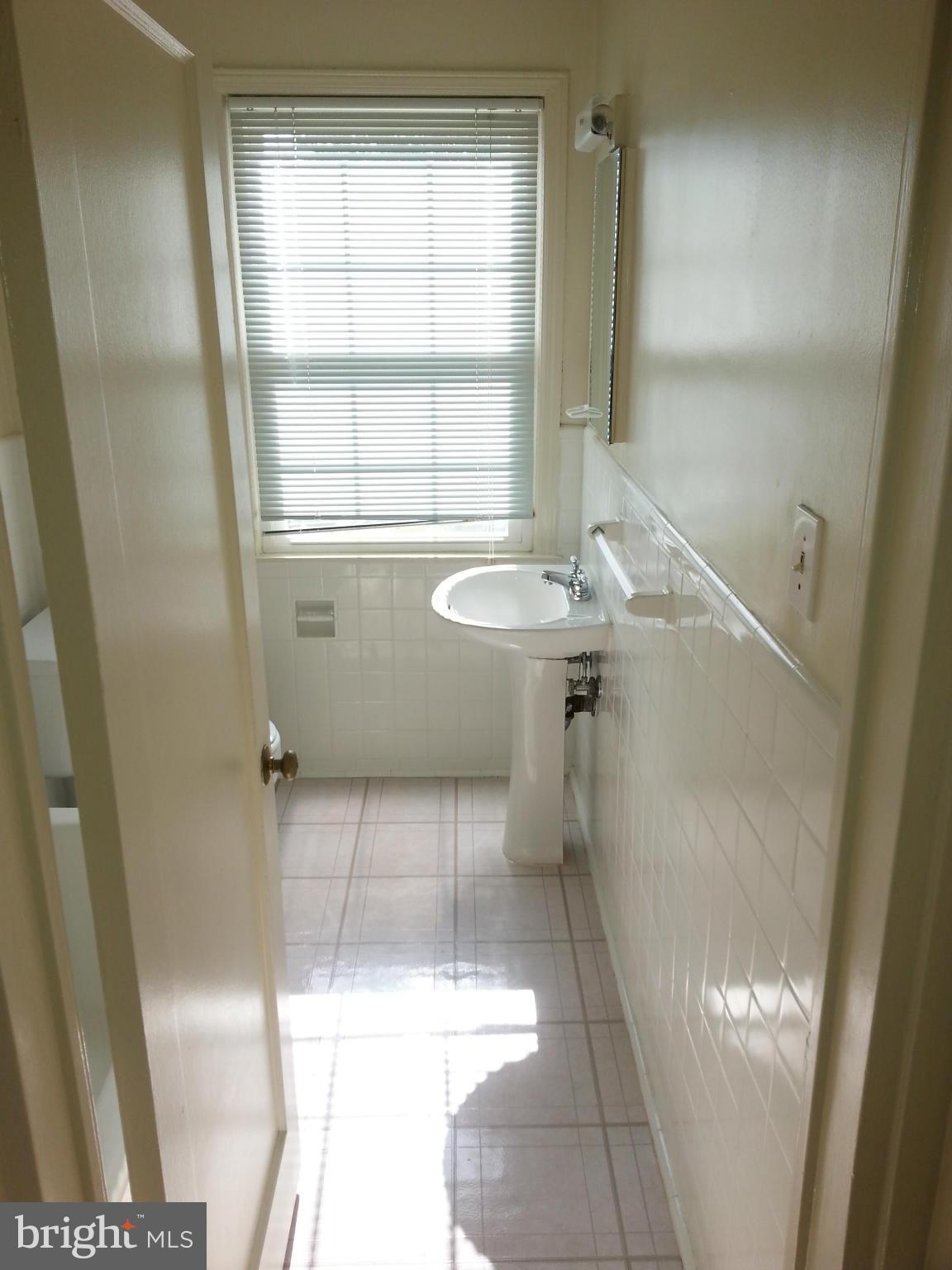 ROCK CREEK GARDENS - Residential Lease