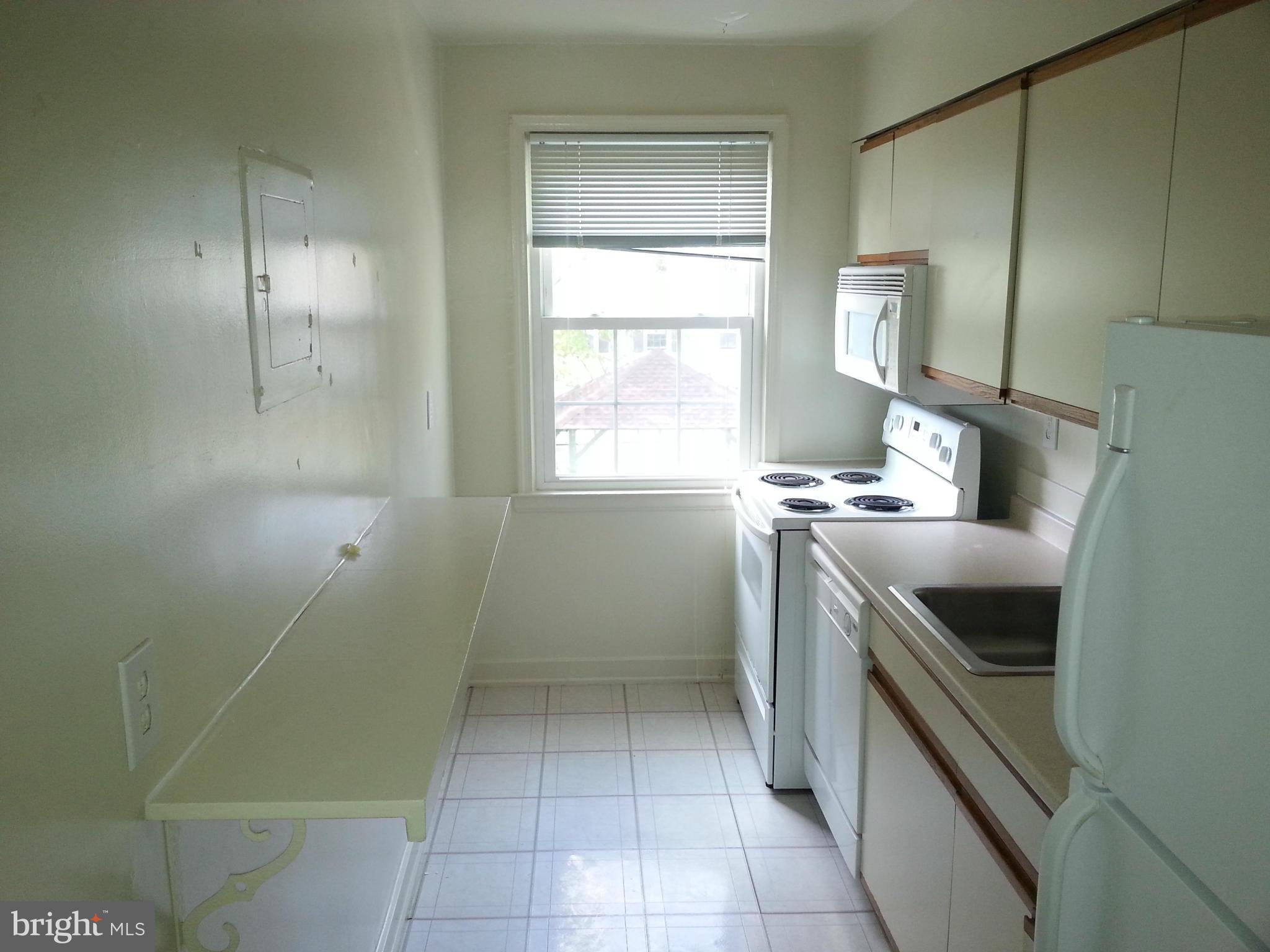 ROCK CREEK GARDENS - Residential Lease