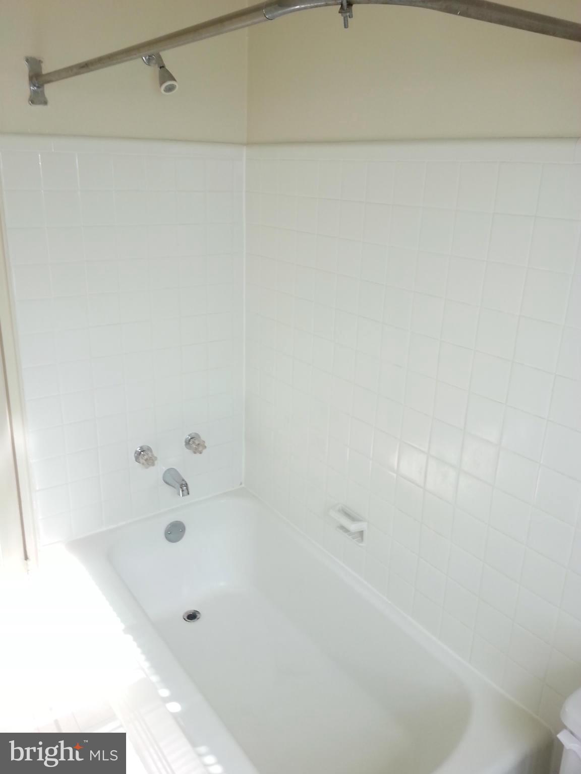 ROCK CREEK GARDENS - Residential Lease