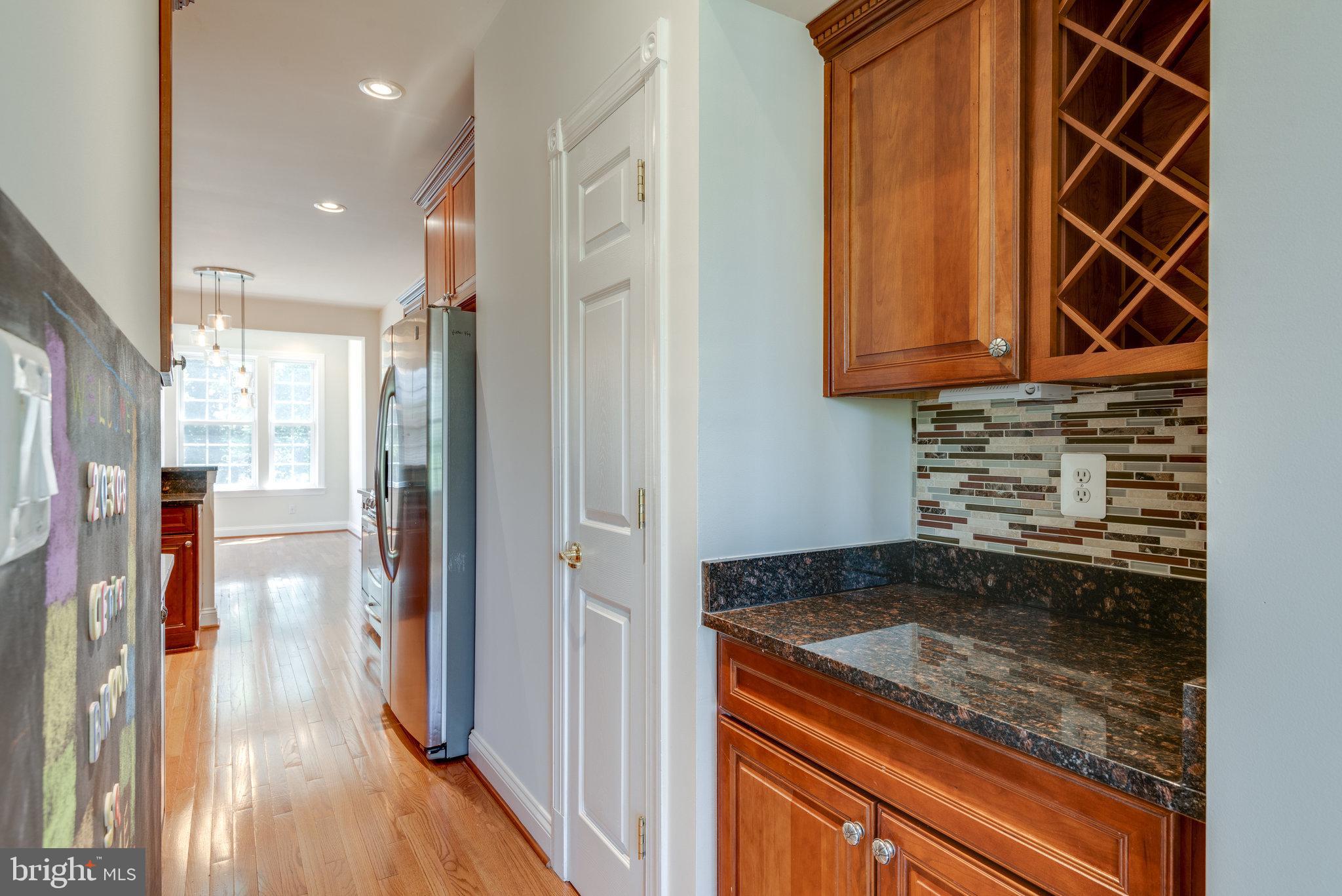 LOWES ISLAND/CASCADES - Residential