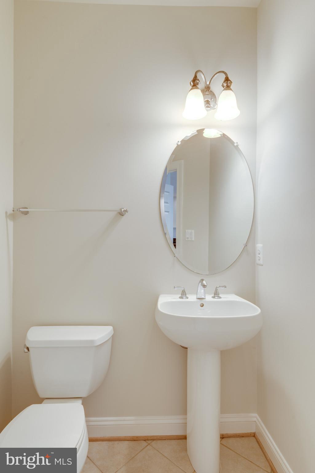 LOWES ISLAND/CASCADES - Residential