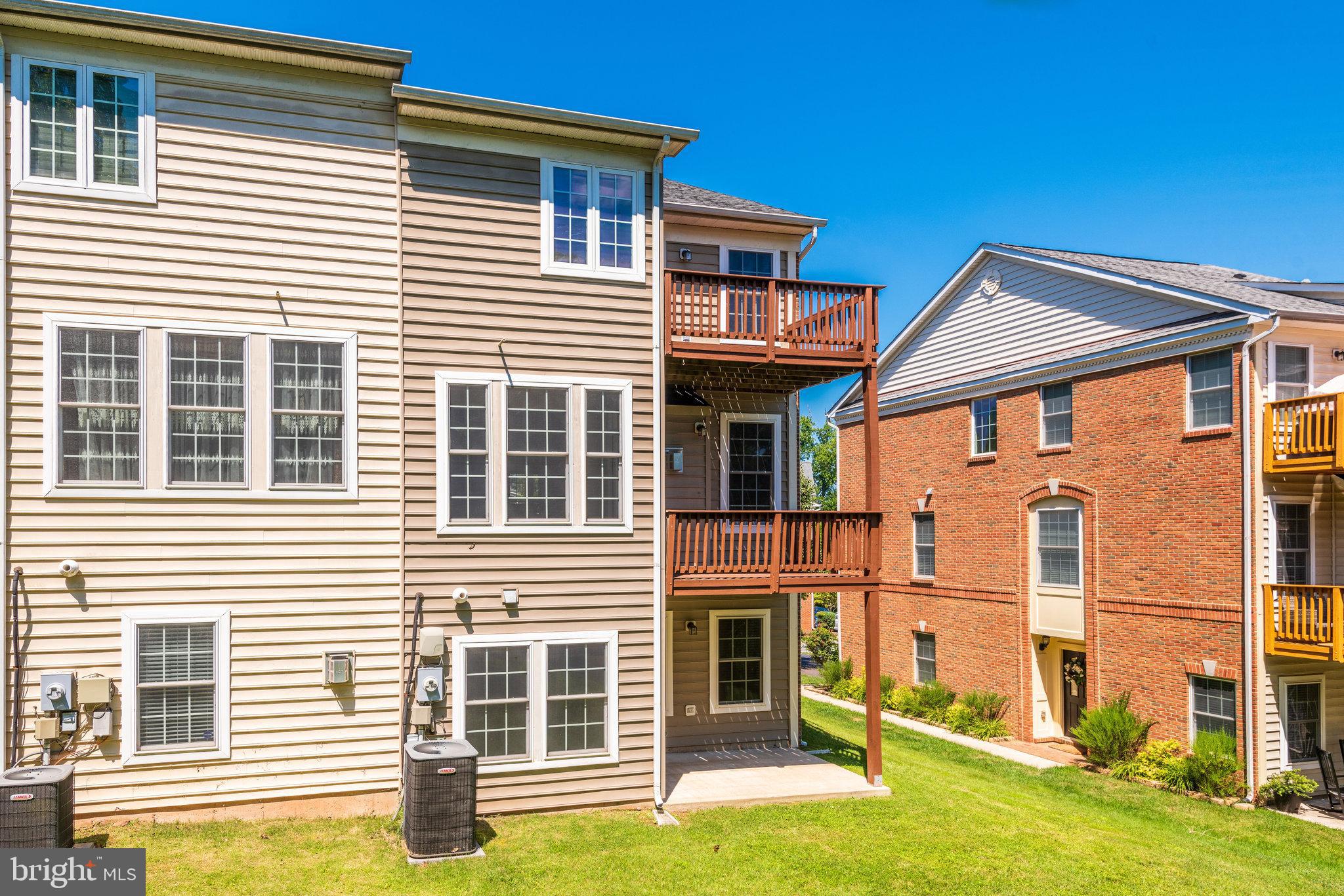 LOWES ISLAND/CASCADES - Residential