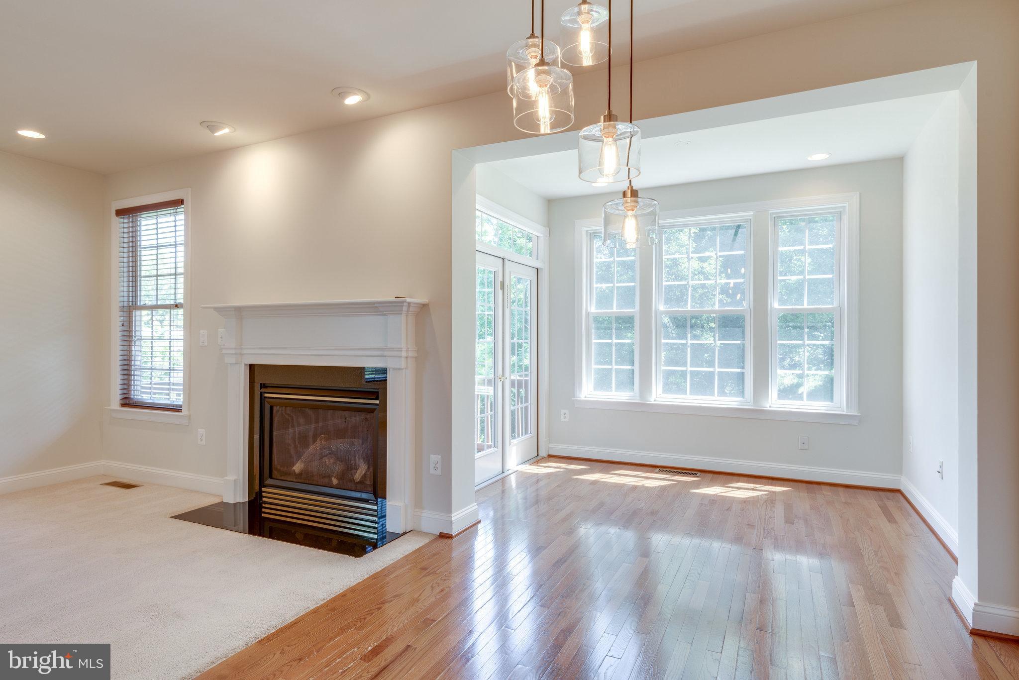 LOWES ISLAND/CASCADES - Residential