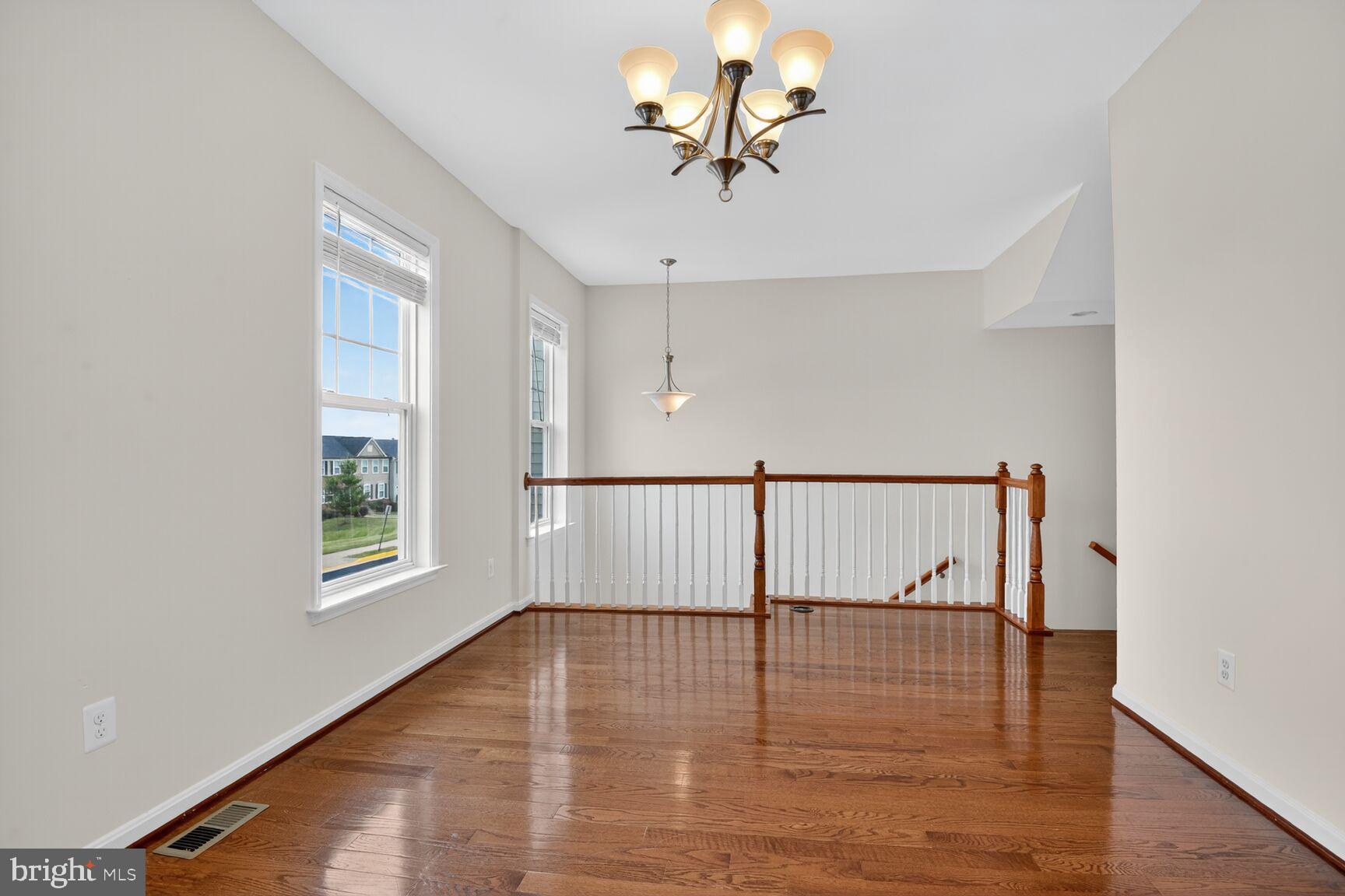 DAWKINS RIDGE - Residential