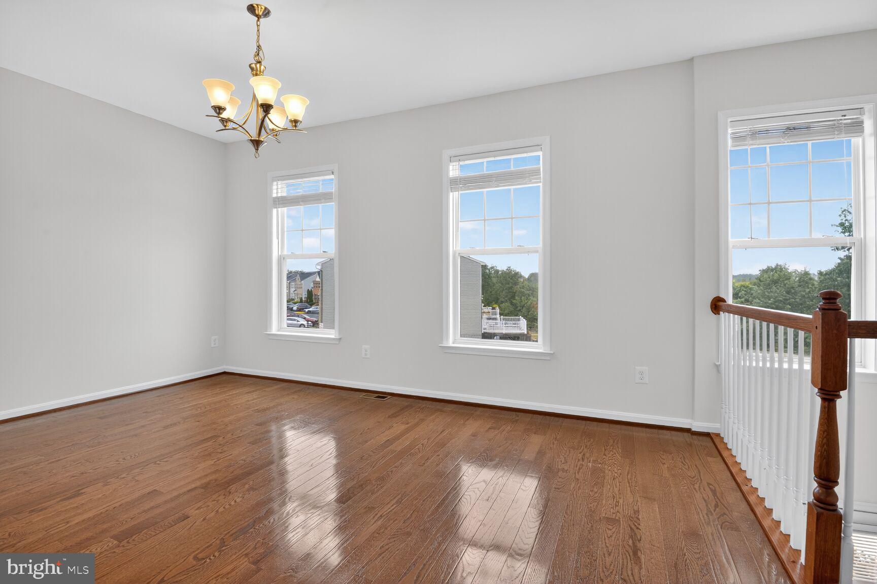 DAWKINS RIDGE - Residential