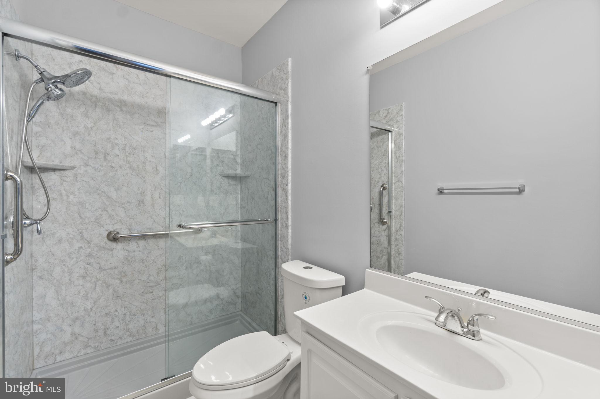 WINDSOR COMMONS - Residential