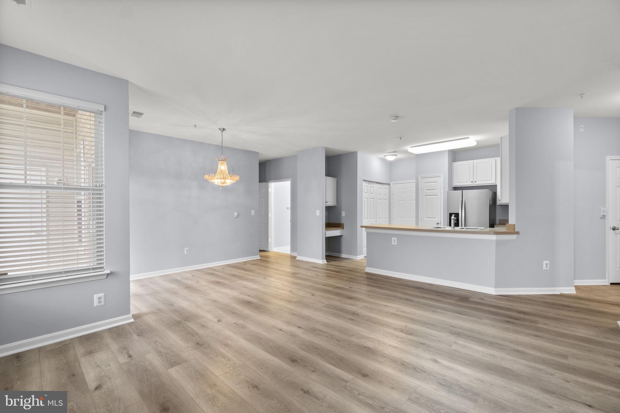 WINDSOR COMMONS - Residential