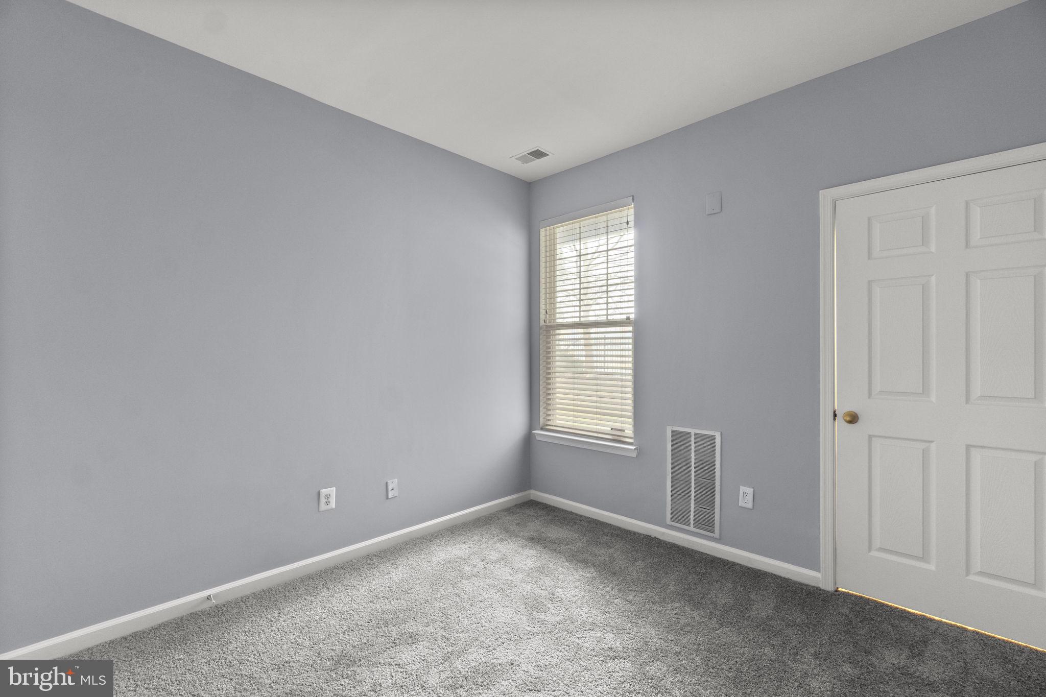 WINDSOR COMMONS - Residential