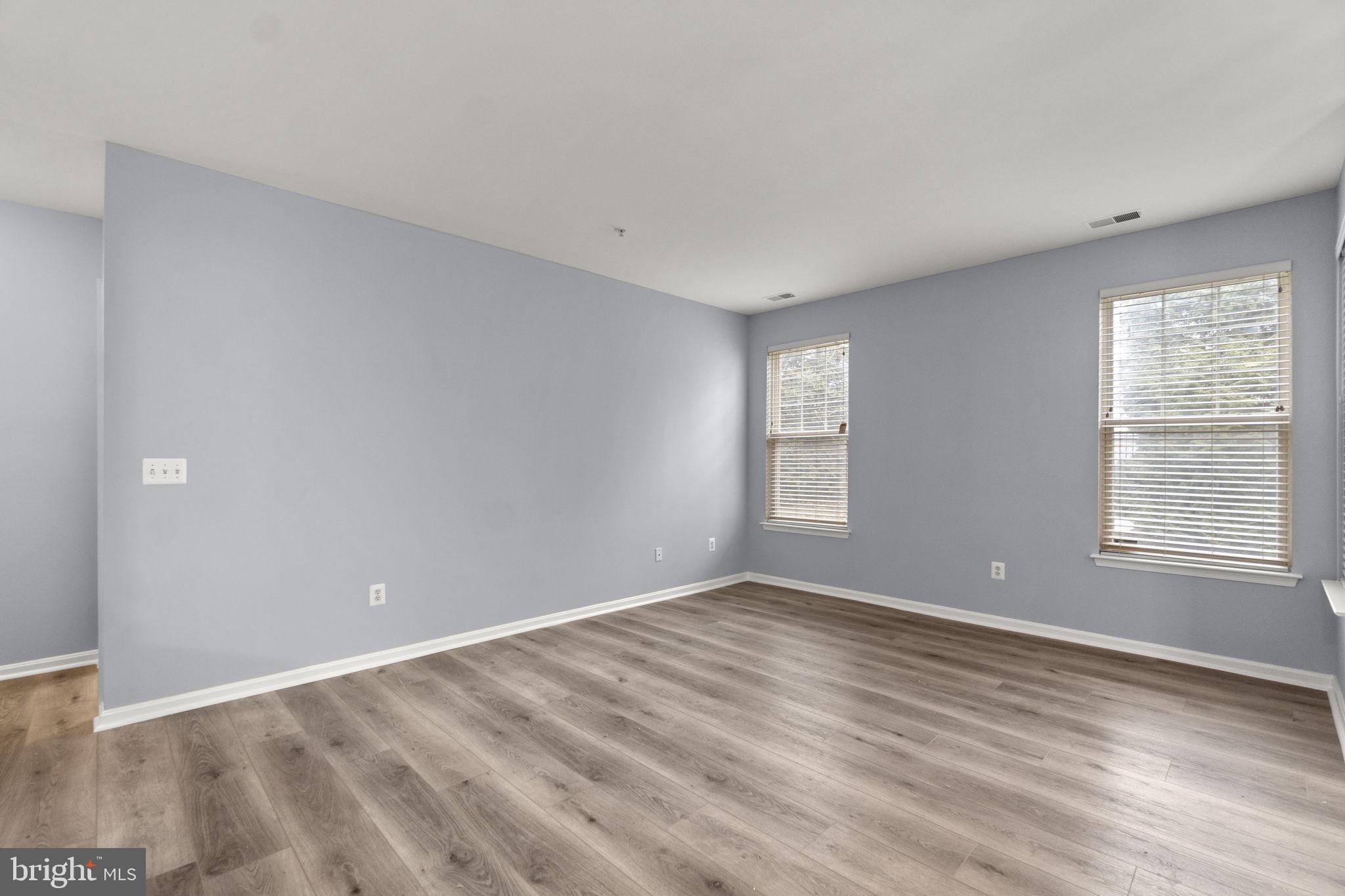 WINDSOR COMMONS - Residential