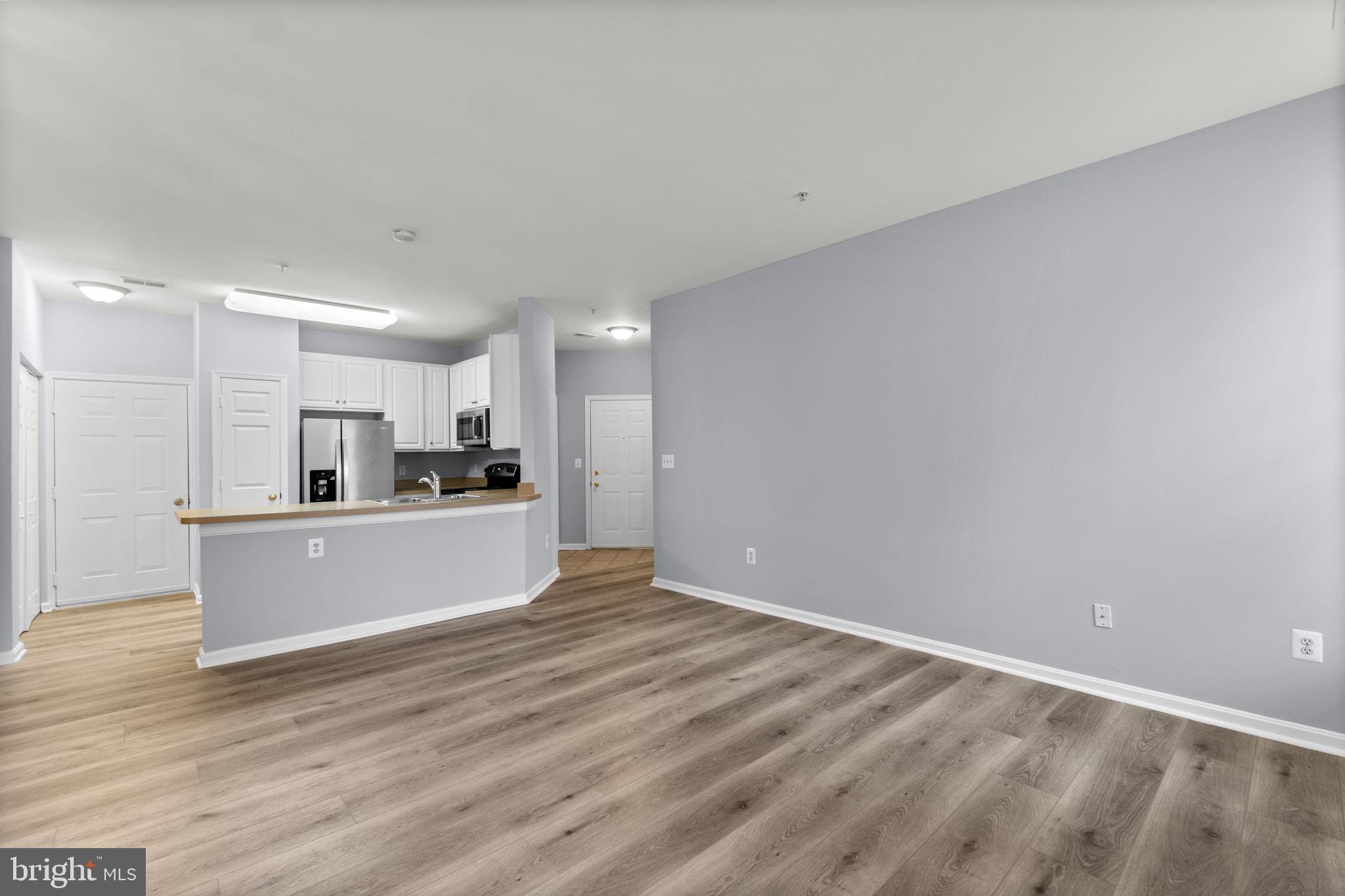 WINDSOR COMMONS - Residential