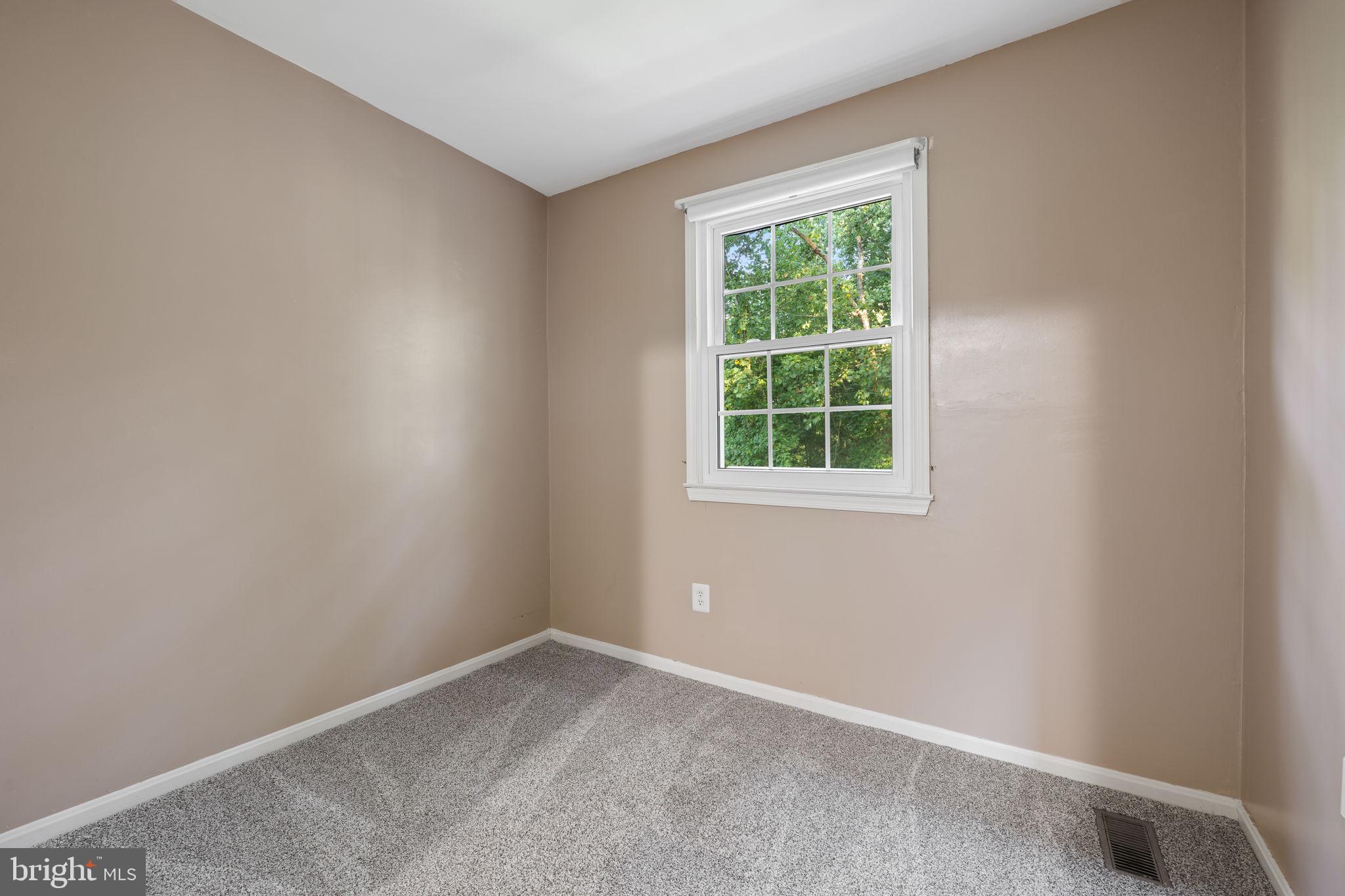 LAKEPOINTE - Residential