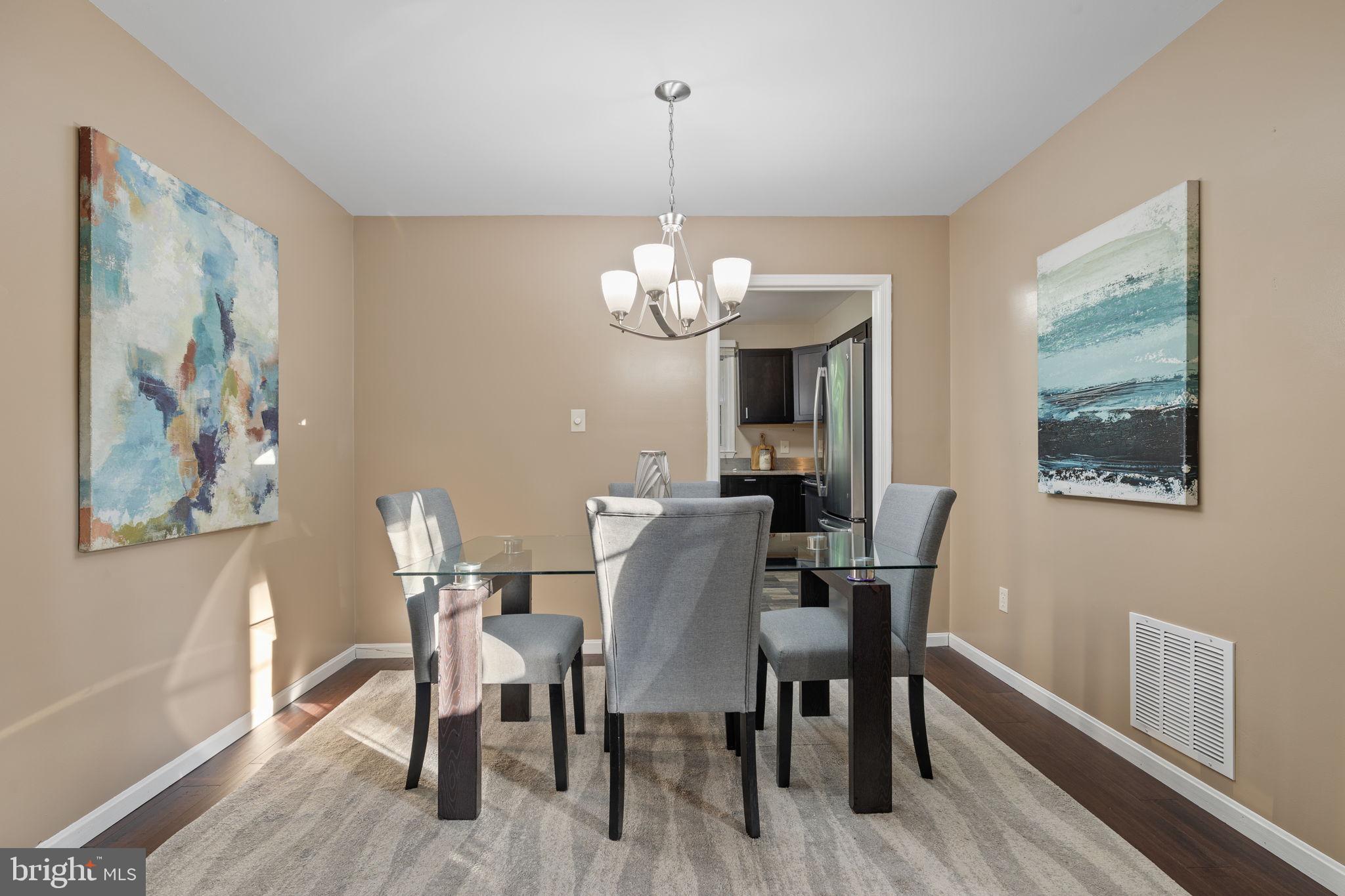 LAKEPOINTE - Residential