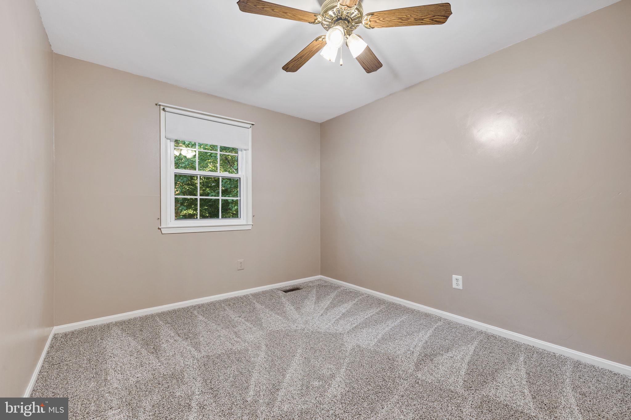 LAKEPOINTE - Residential