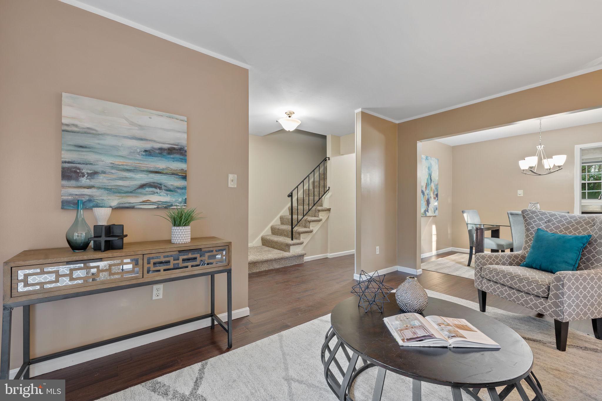 LAKEPOINTE - Residential