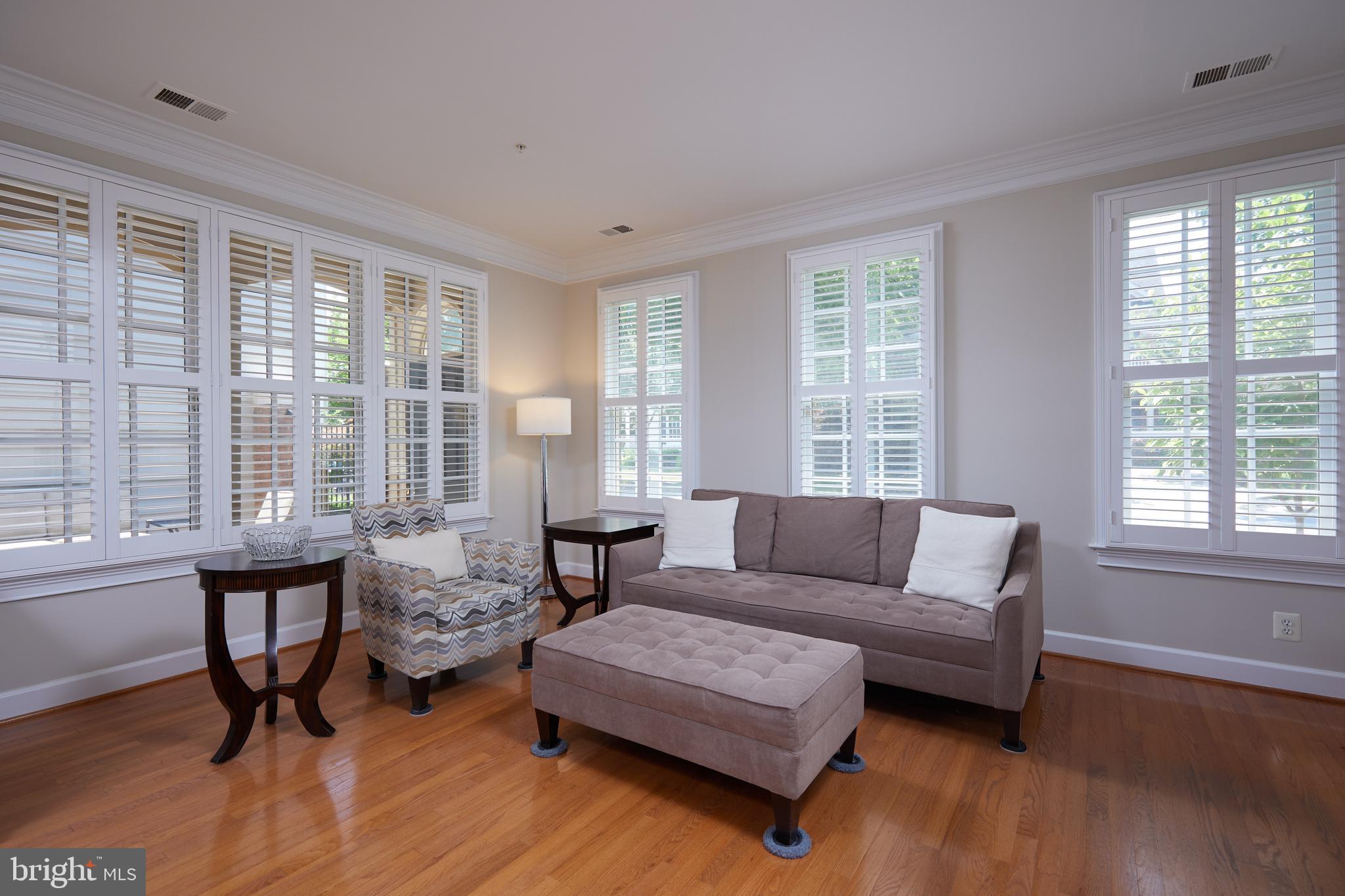 FALLSGROVE - Residential