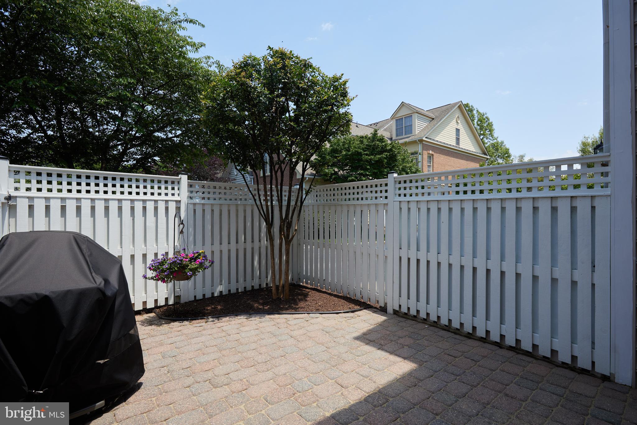 FALLSGROVE - Residential