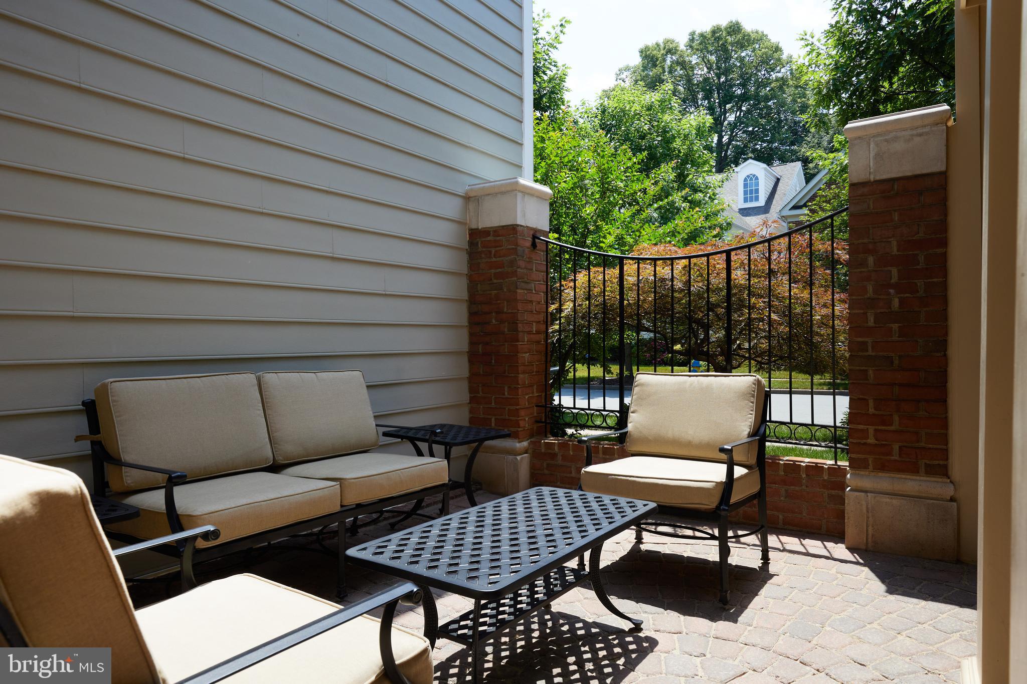 FALLSGROVE - Residential