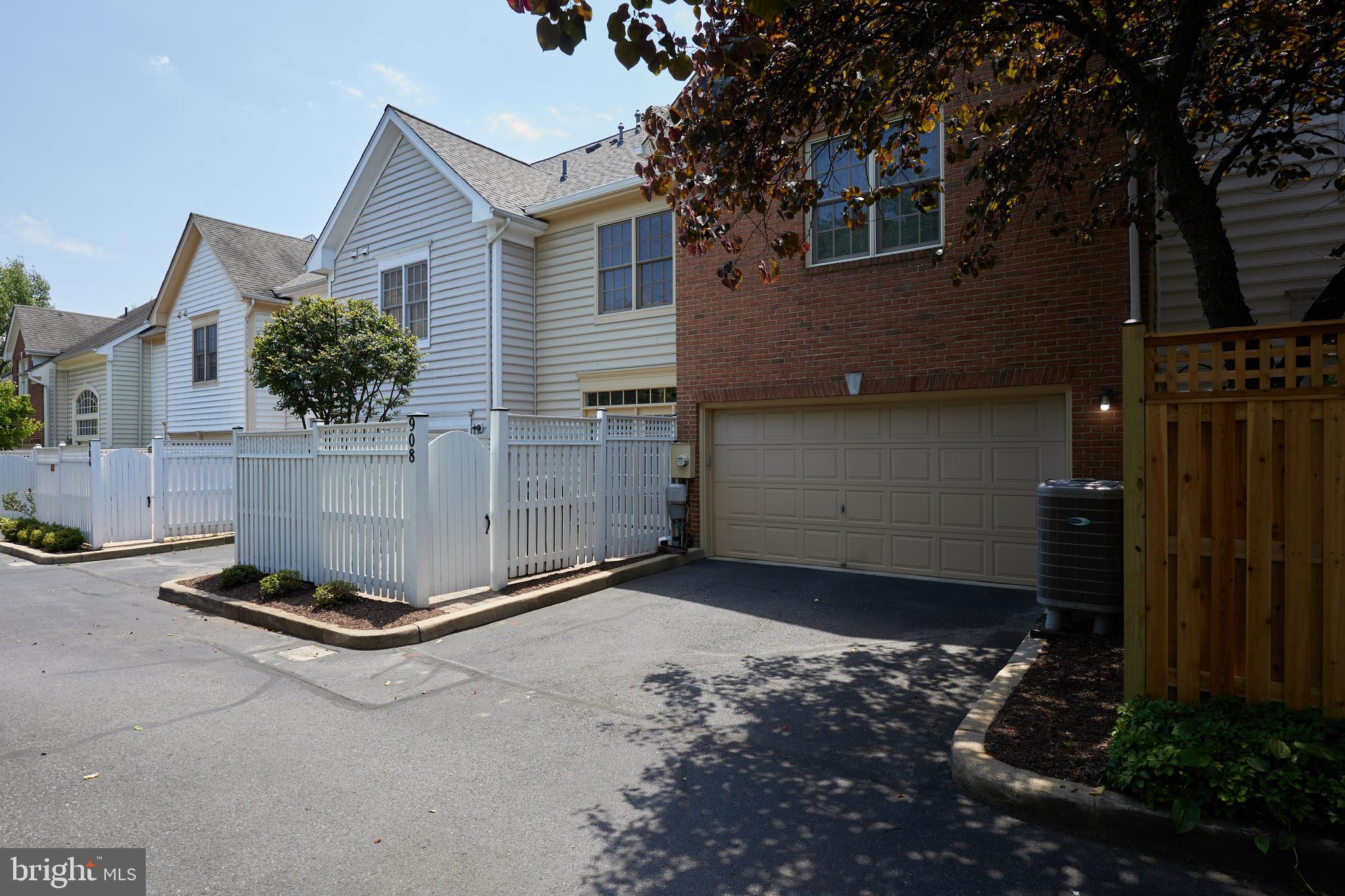 FALLSGROVE - Residential