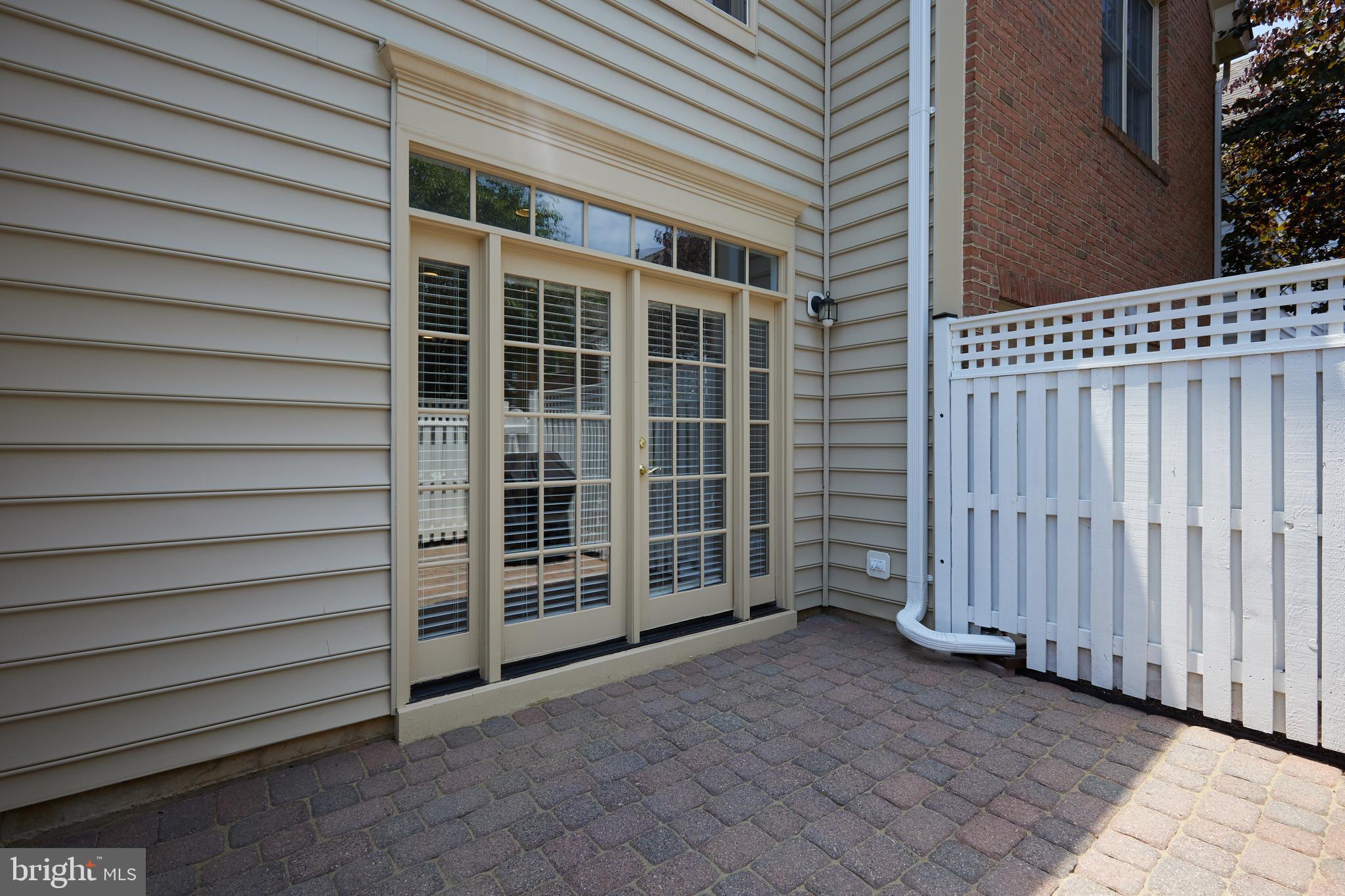 FALLSGROVE - Residential