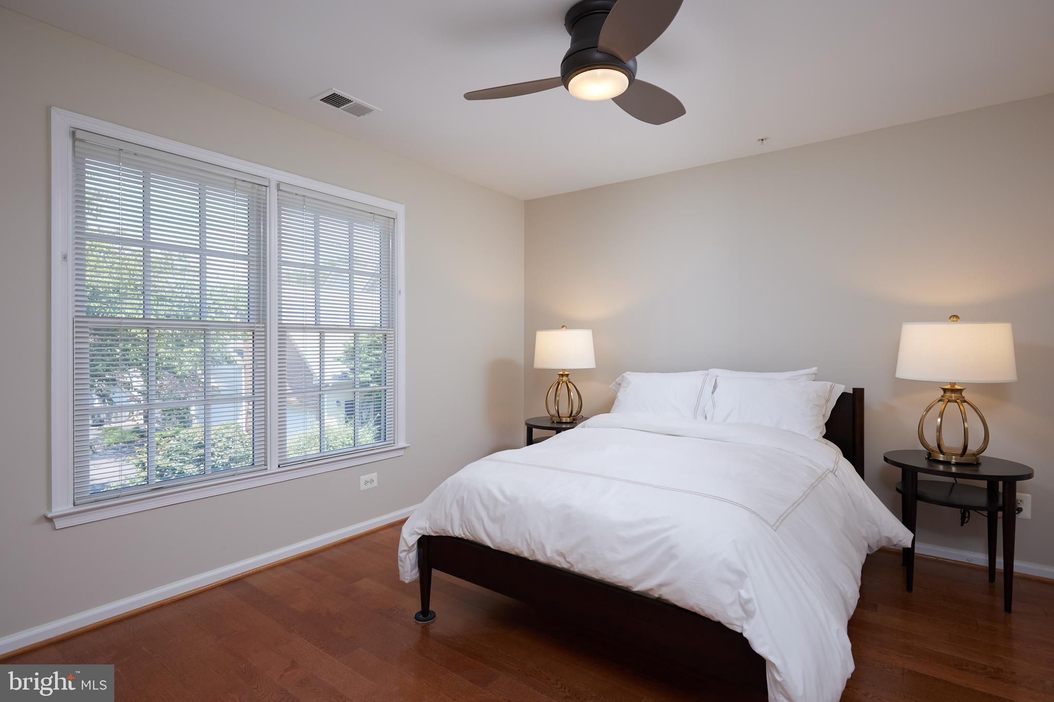 FALLSGROVE - Residential