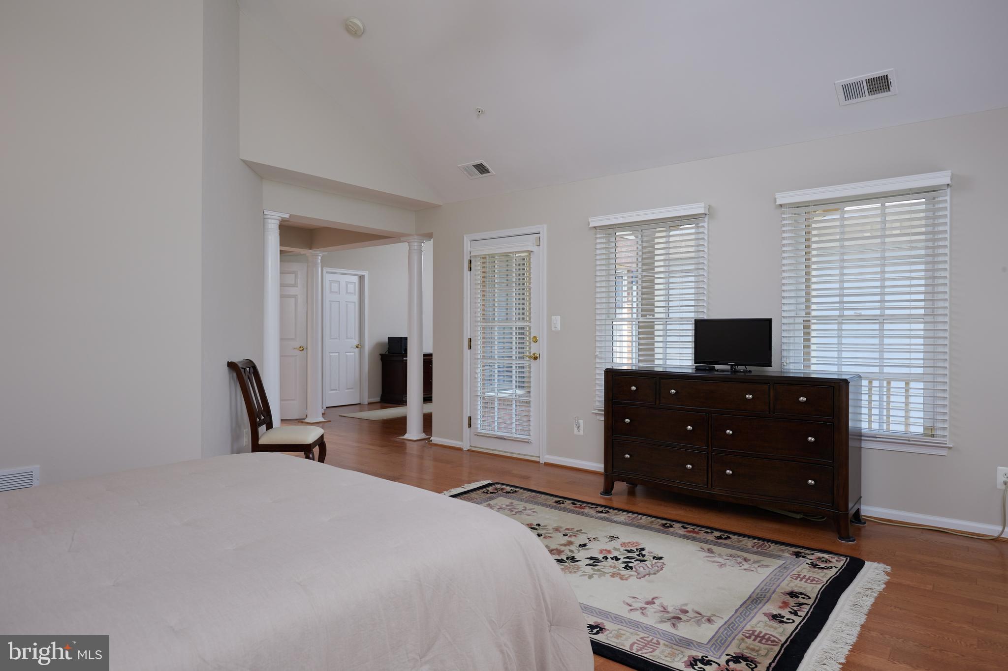 FALLSGROVE - Residential