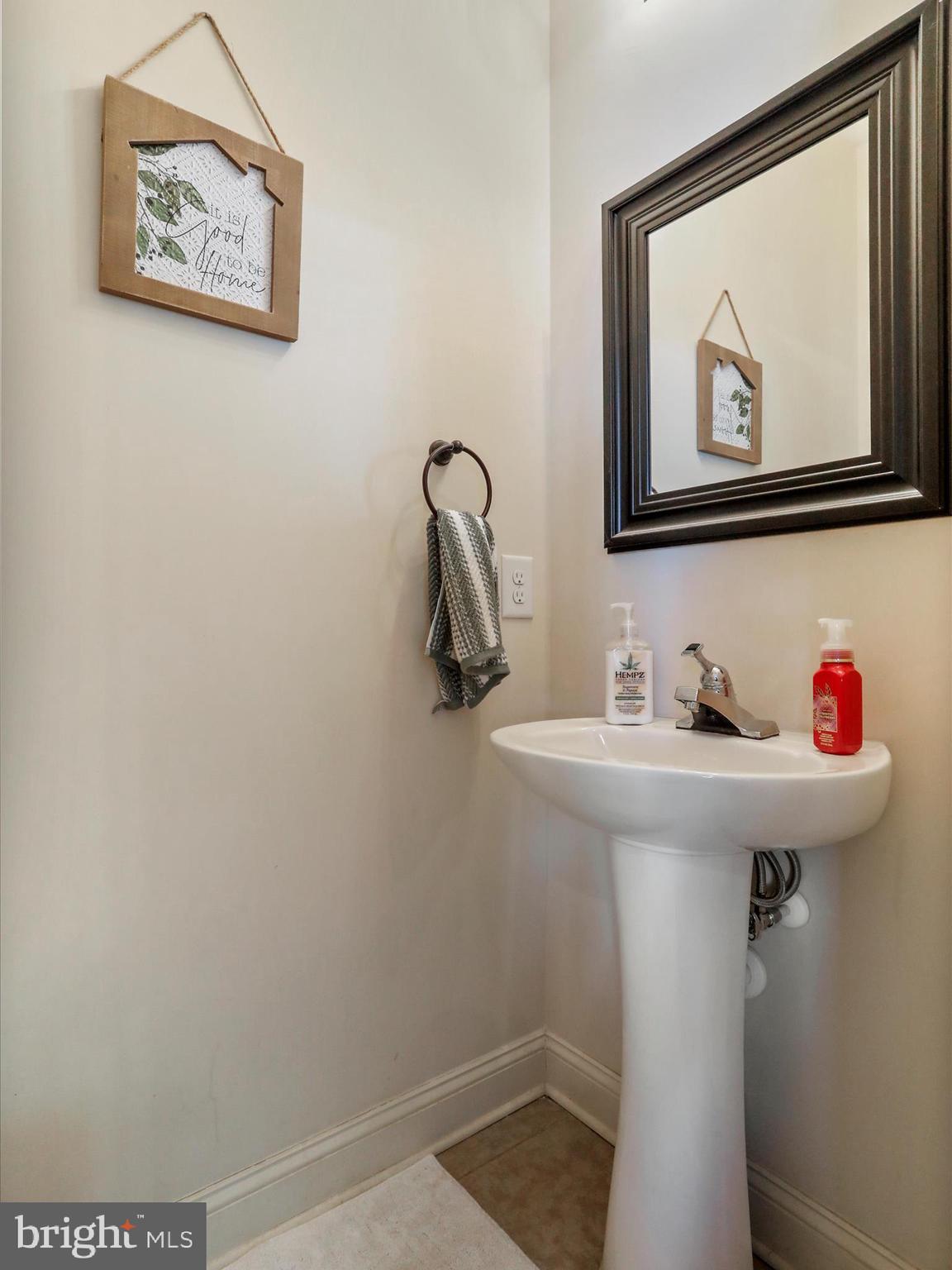 INWOOD VILLAGE - Residential