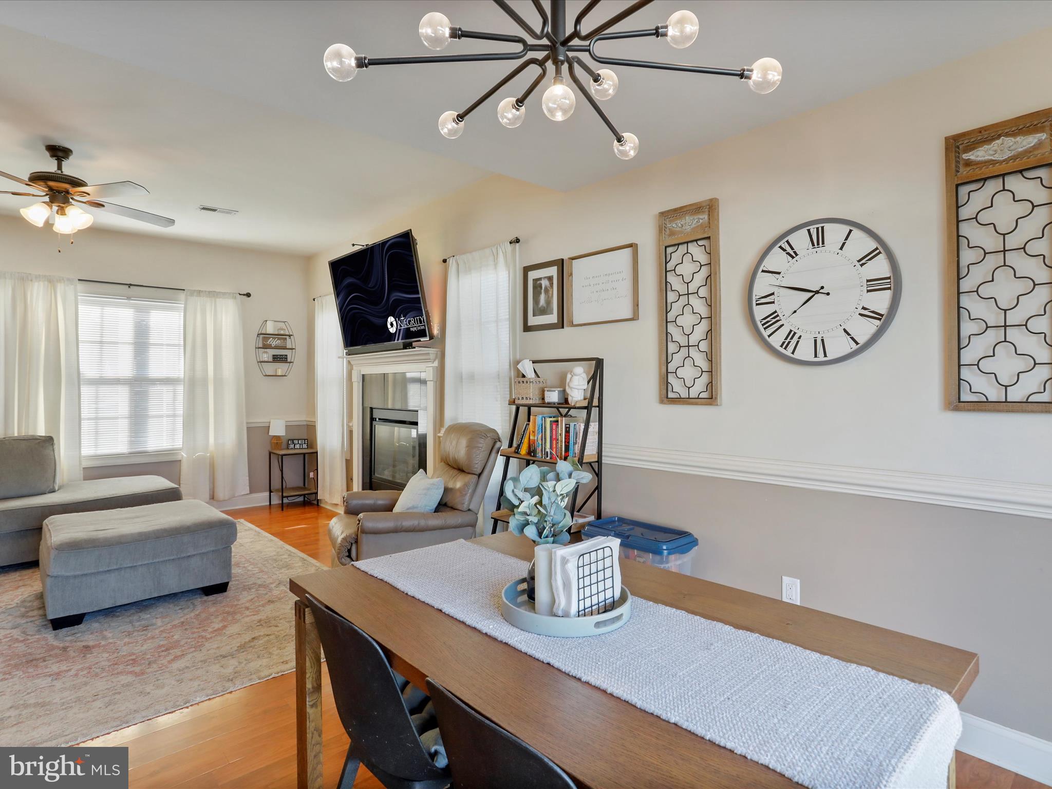 INWOOD VILLAGE - Residential