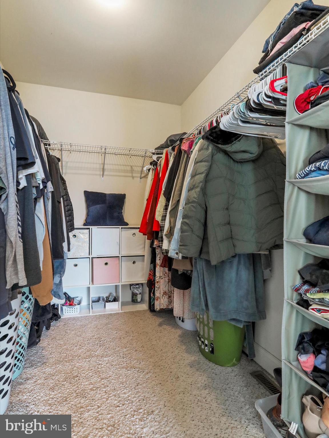 INWOOD VILLAGE - Residential