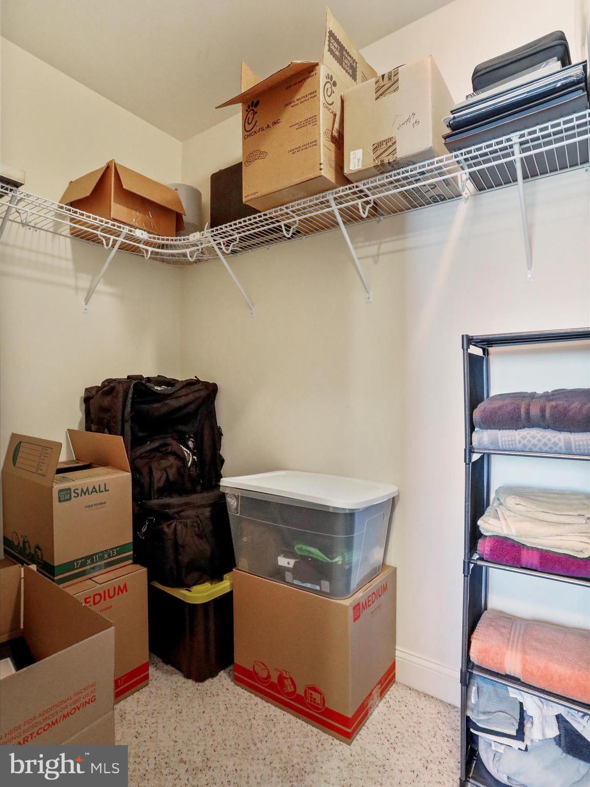 INWOOD VILLAGE - Residential