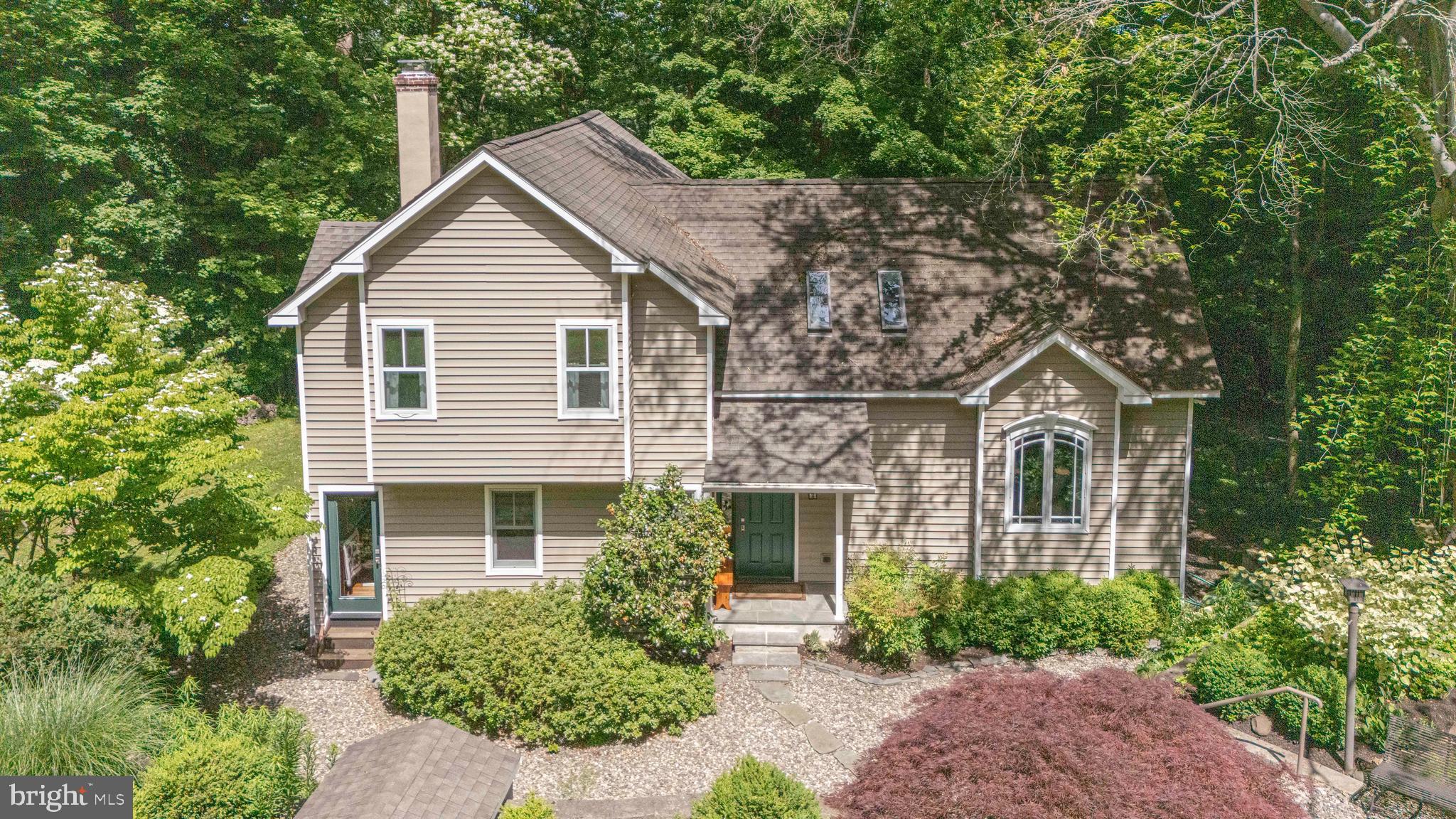 975 TAYLORSVILLE ROAD