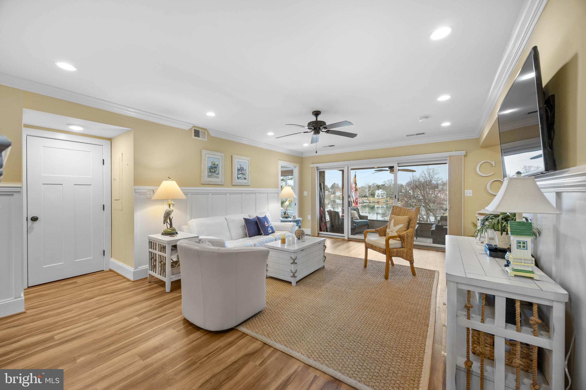 4 PRESIDENT POINT DRIVE A1