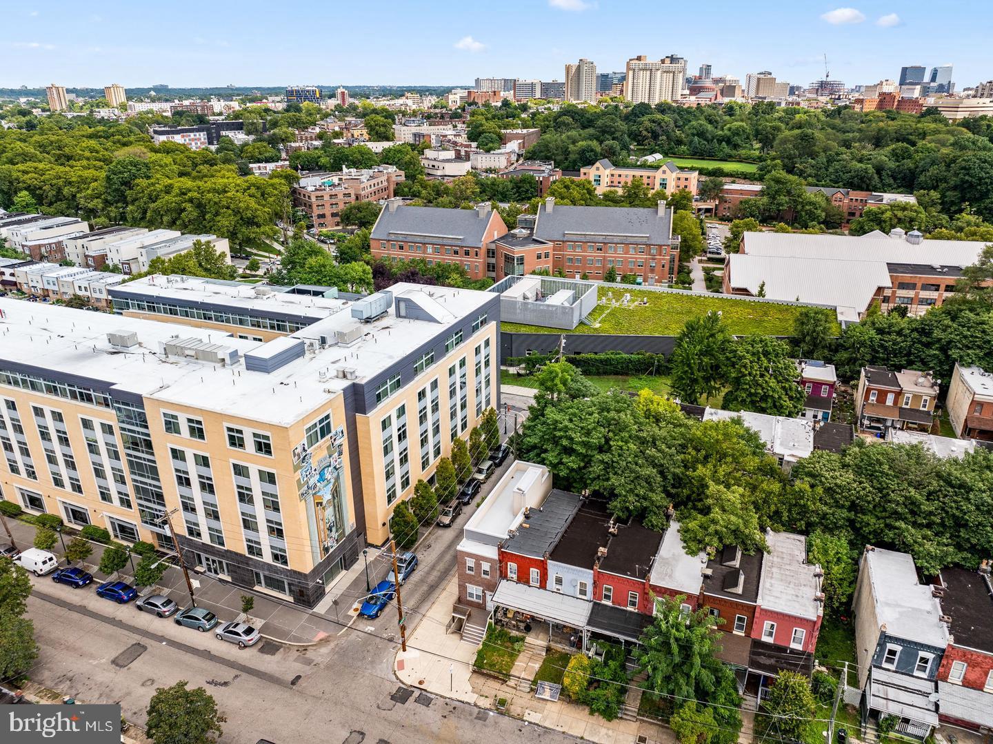 UNIVERSITY CITY - Residential