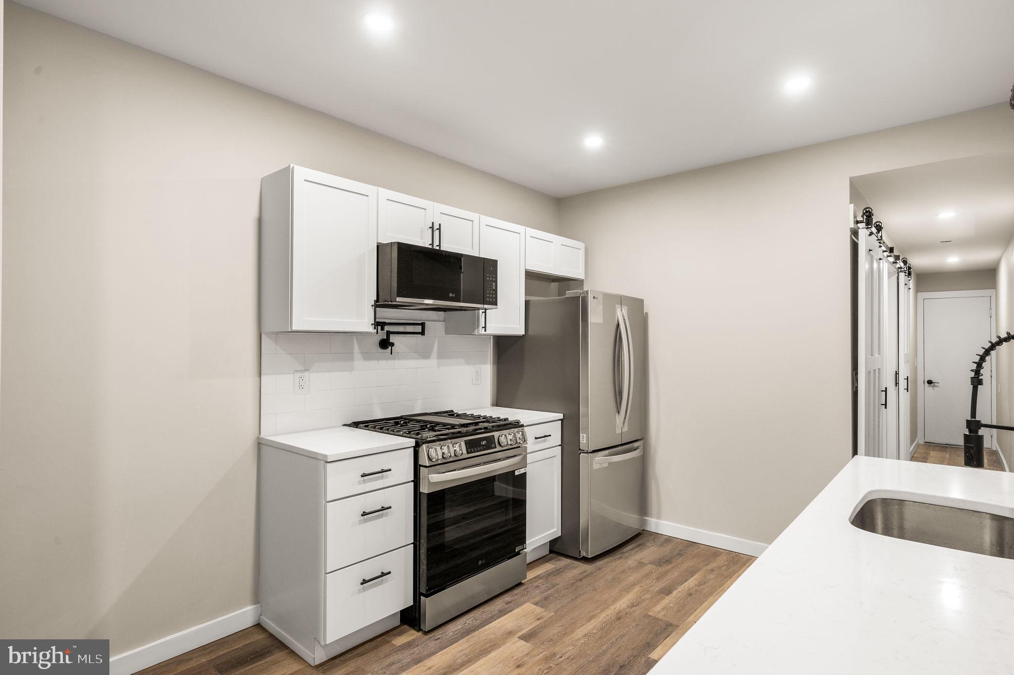 UNIVERSITY CITY - Residential