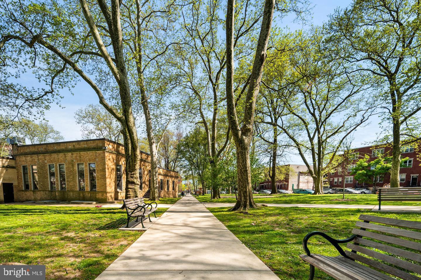 UNIVERSITY CITY - Residential