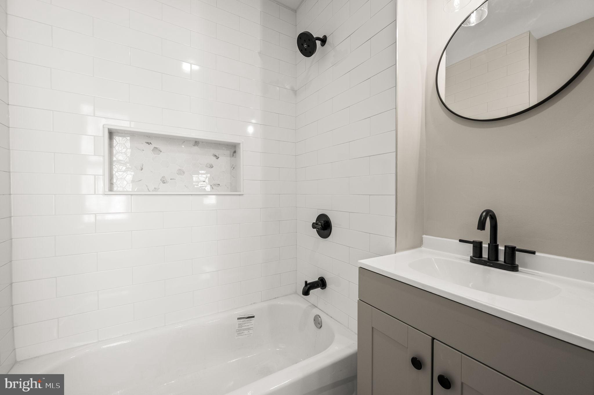 UNIVERSITY CITY - Residential