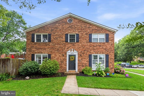 Photo of 6850 Brian Michael Court, SPRINGFIELD, VA 22153 (MLS # VAFX2324192)