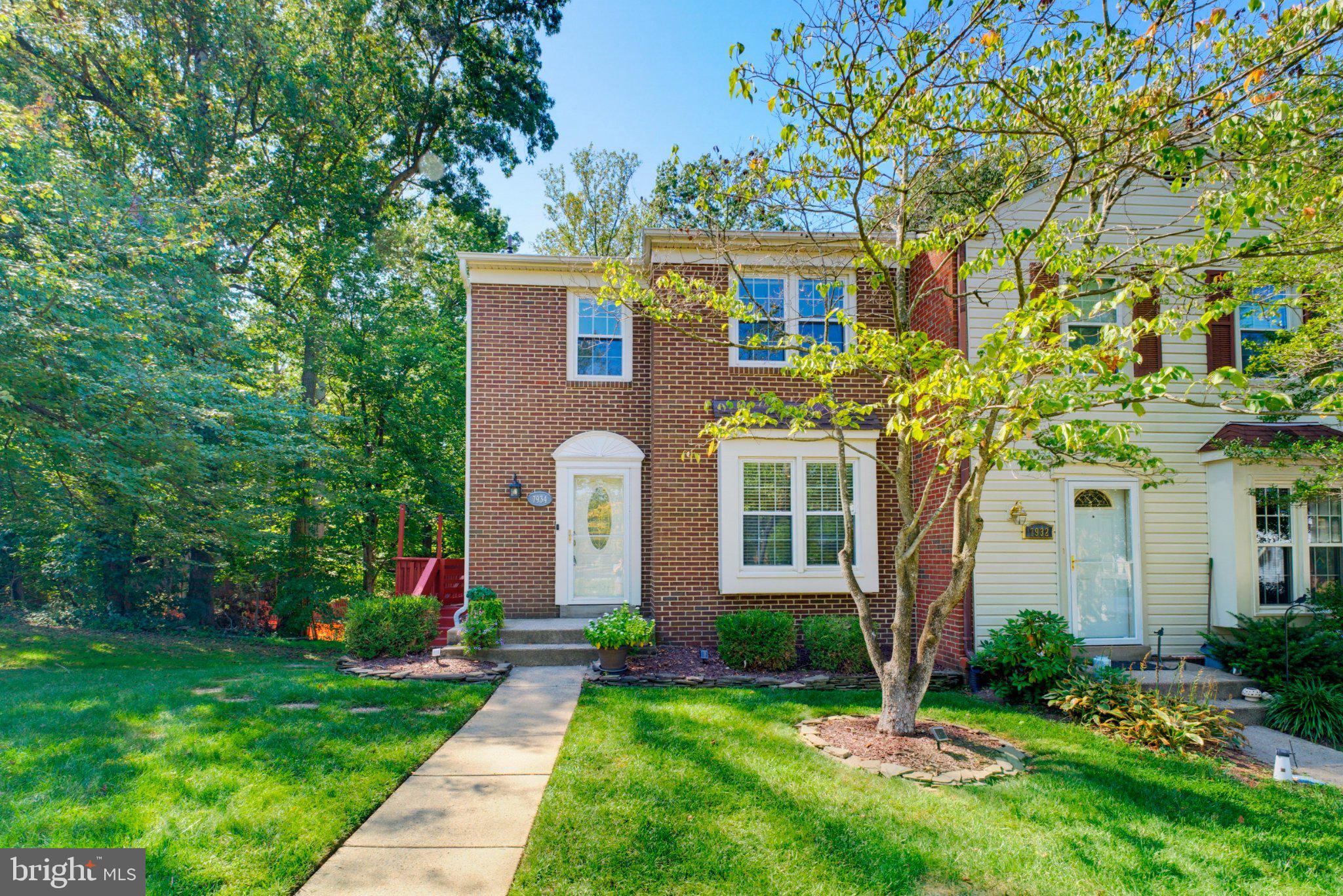 7934 BUBBLING BROOK CIRCLE