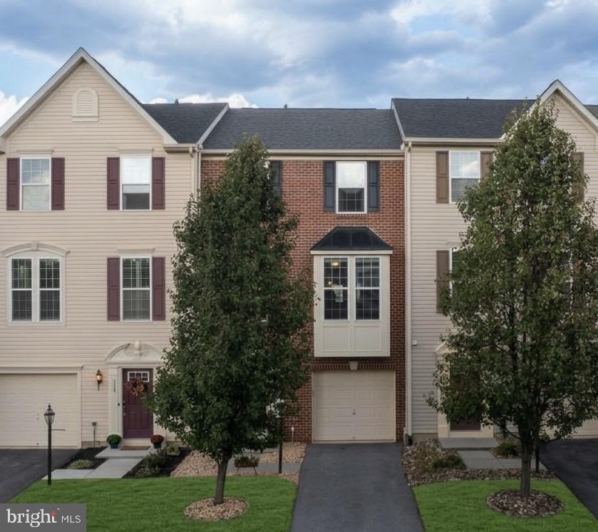 110 ARGYLE COURT