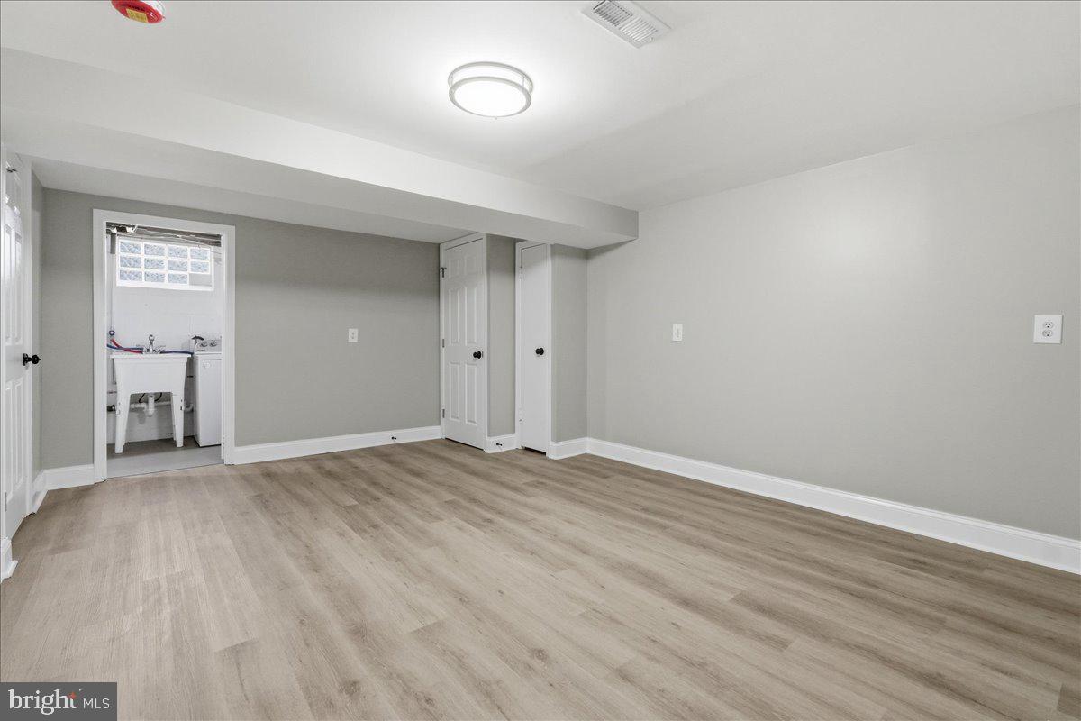 WOODLAWN PARK - Residential
