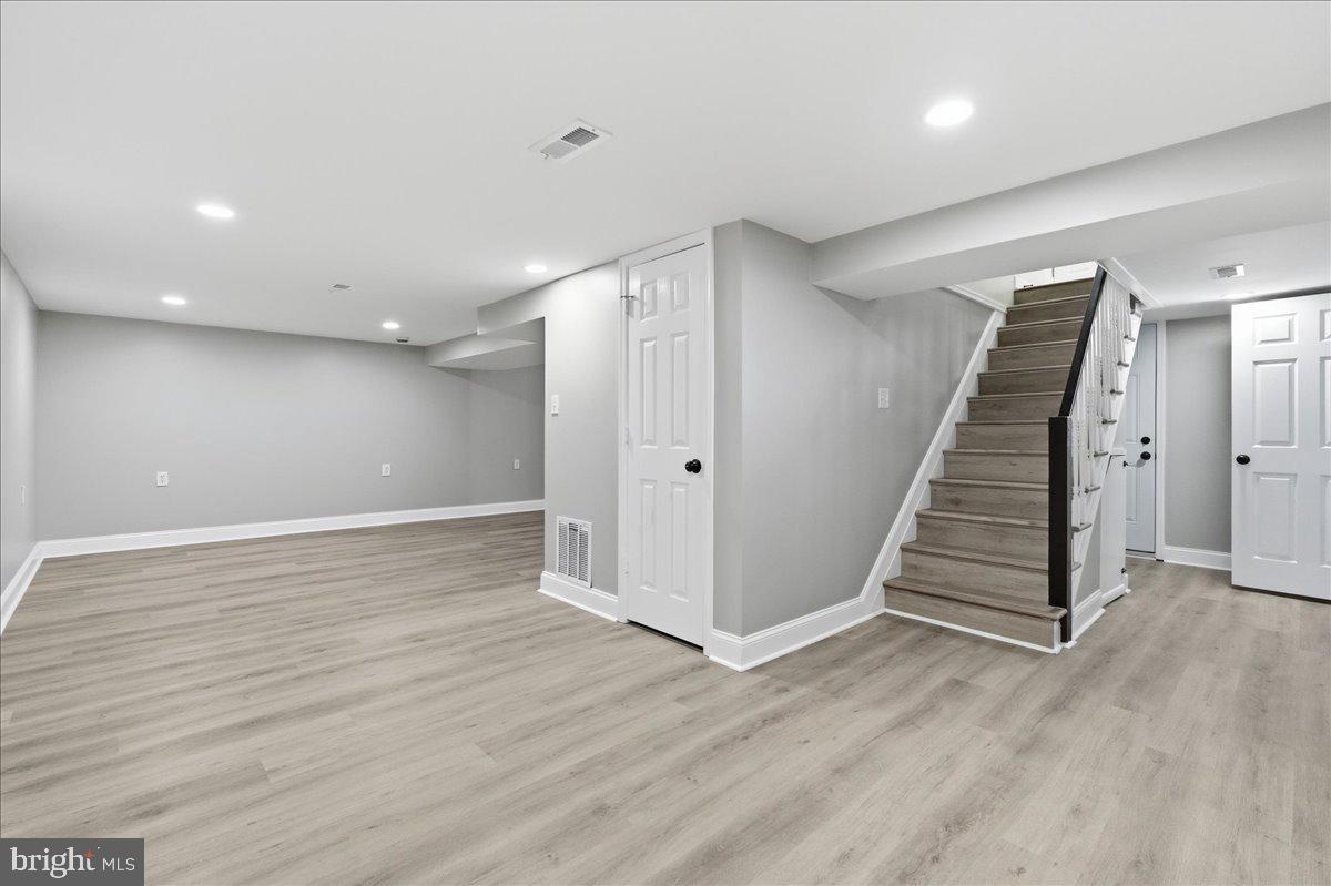 WOODLAWN PARK - Residential